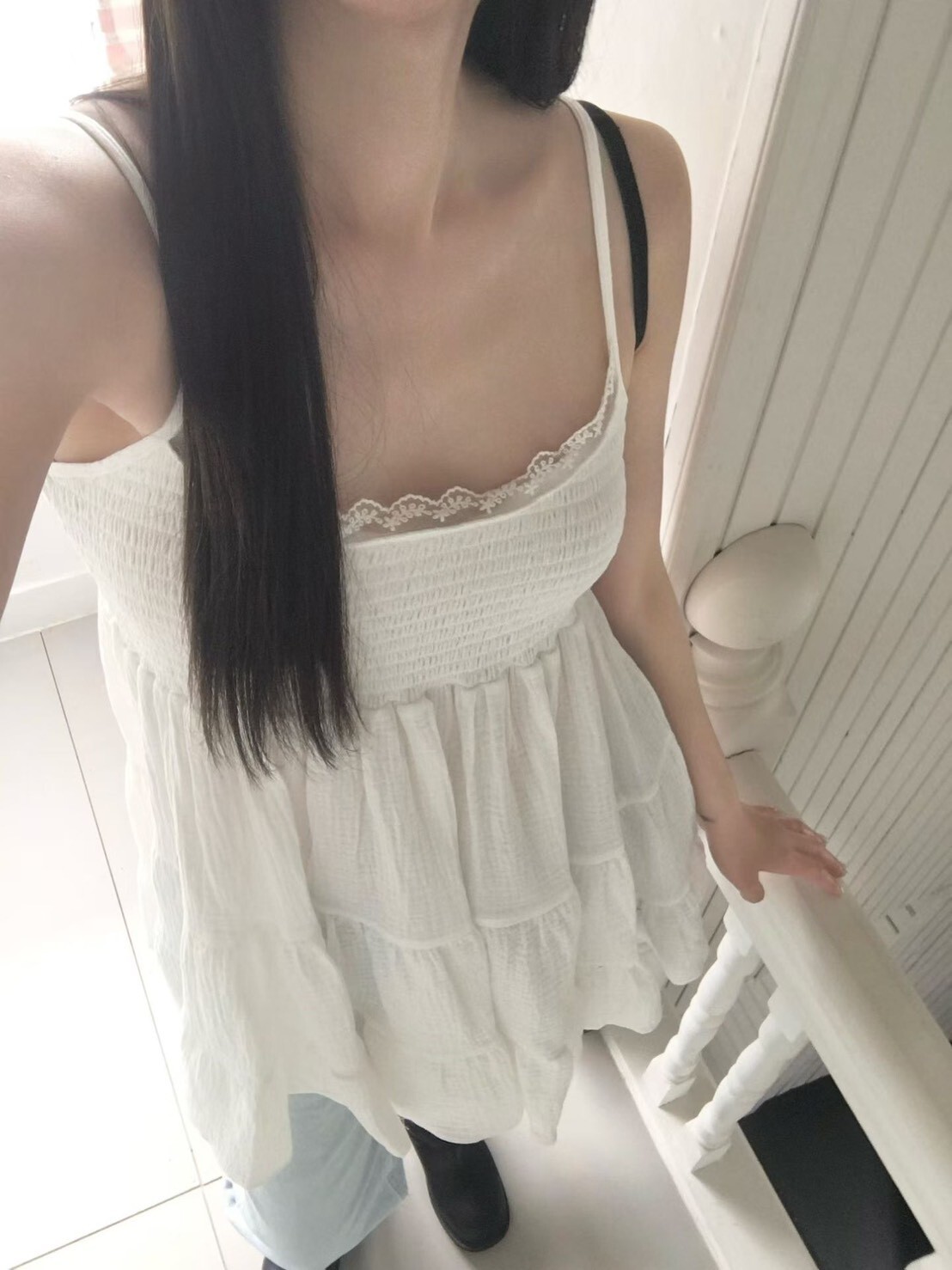 花紋蕾絲吊帶傘洋裝