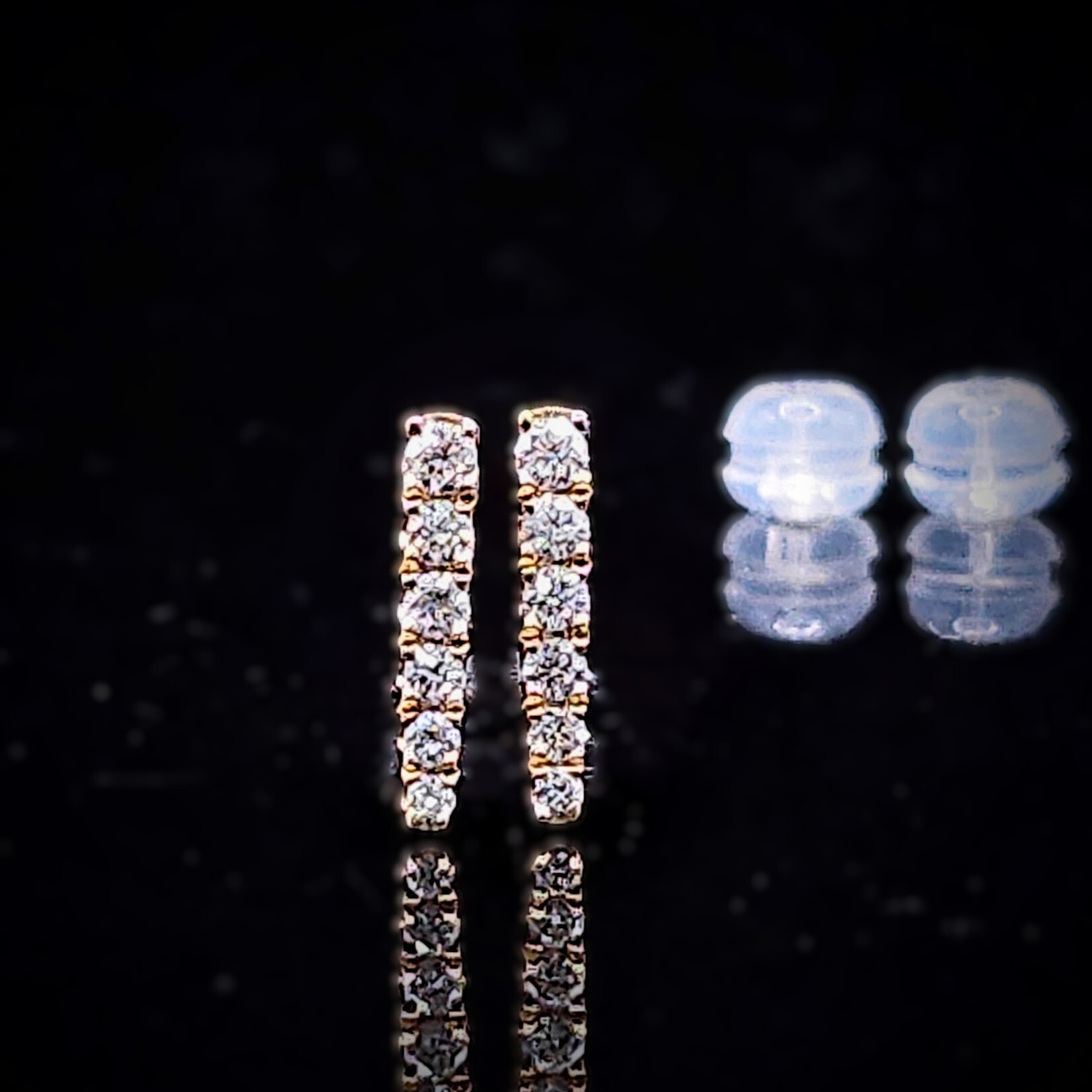 全新18K玫瑰金22份鑽石耳環