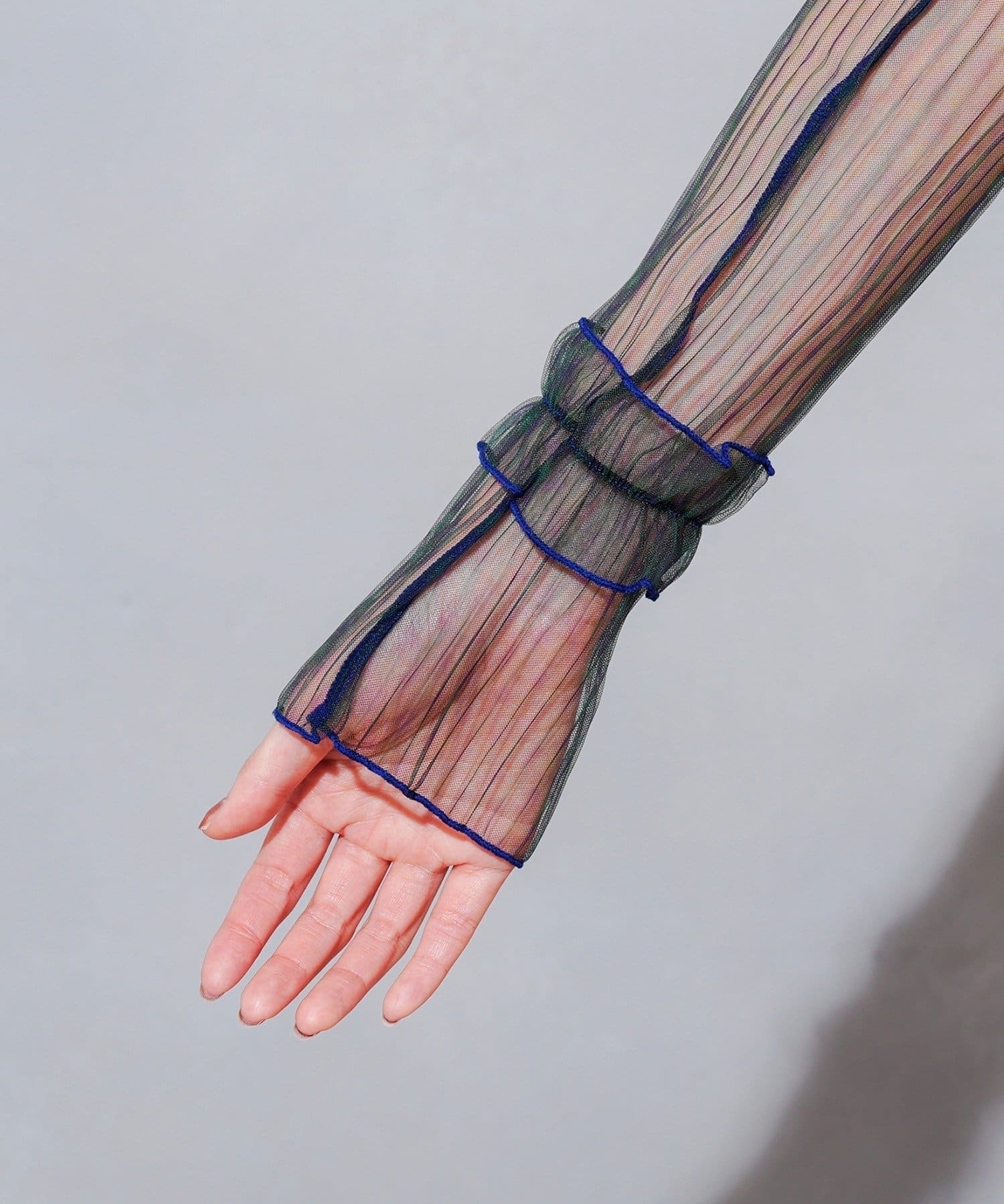 SELECT / Sheer Arm Covers (兩件起包順豐）