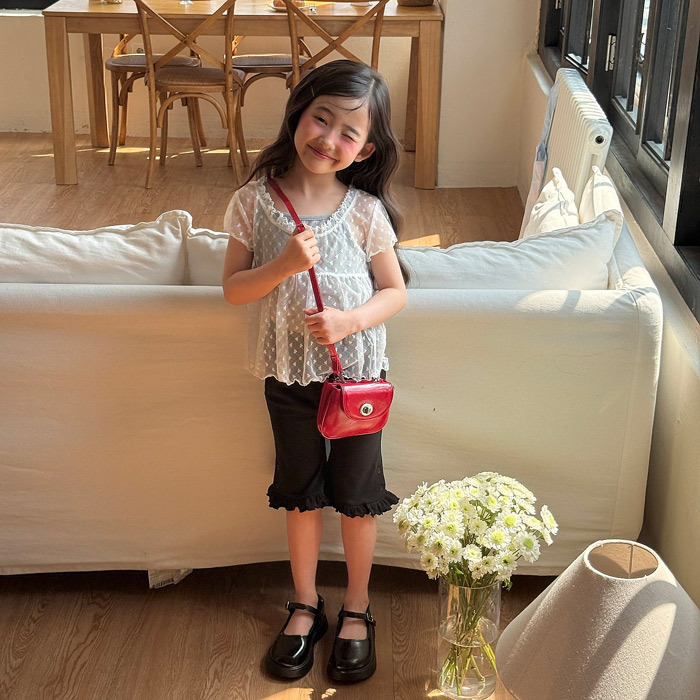 正韓夏NINIBELLO 兩色經典黑白花邊內搭褲