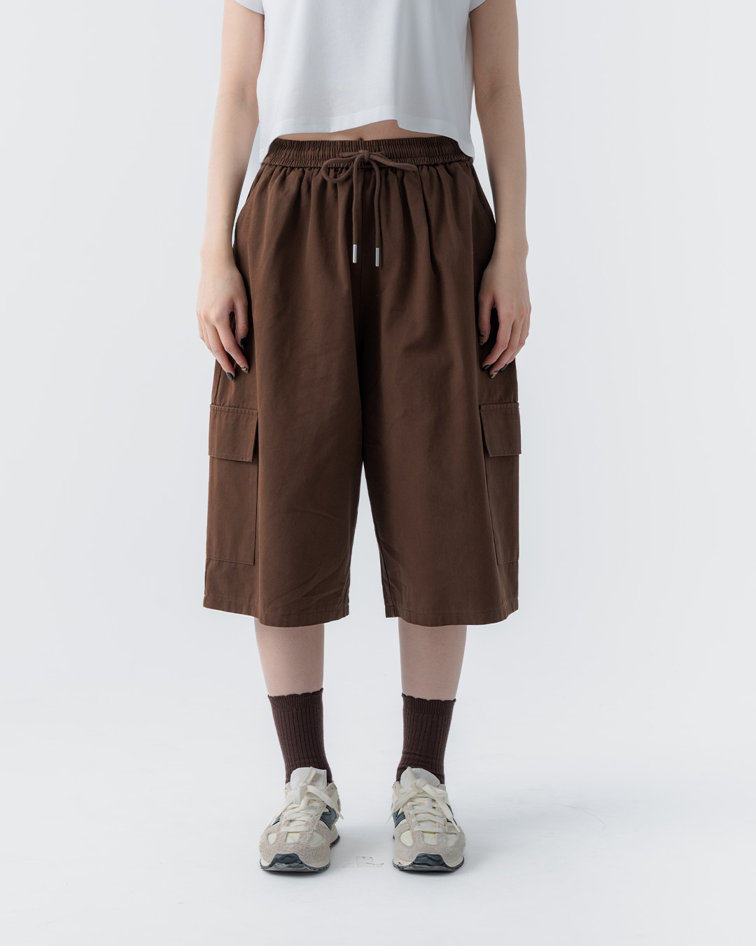 Large pockets and drawstring design casual capri pants, available in three colors【04130328】in stock+pre-order