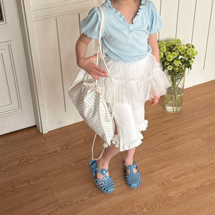 正韓夏NINIBELLO 兩色蕾絲拼接捲邊領上衣