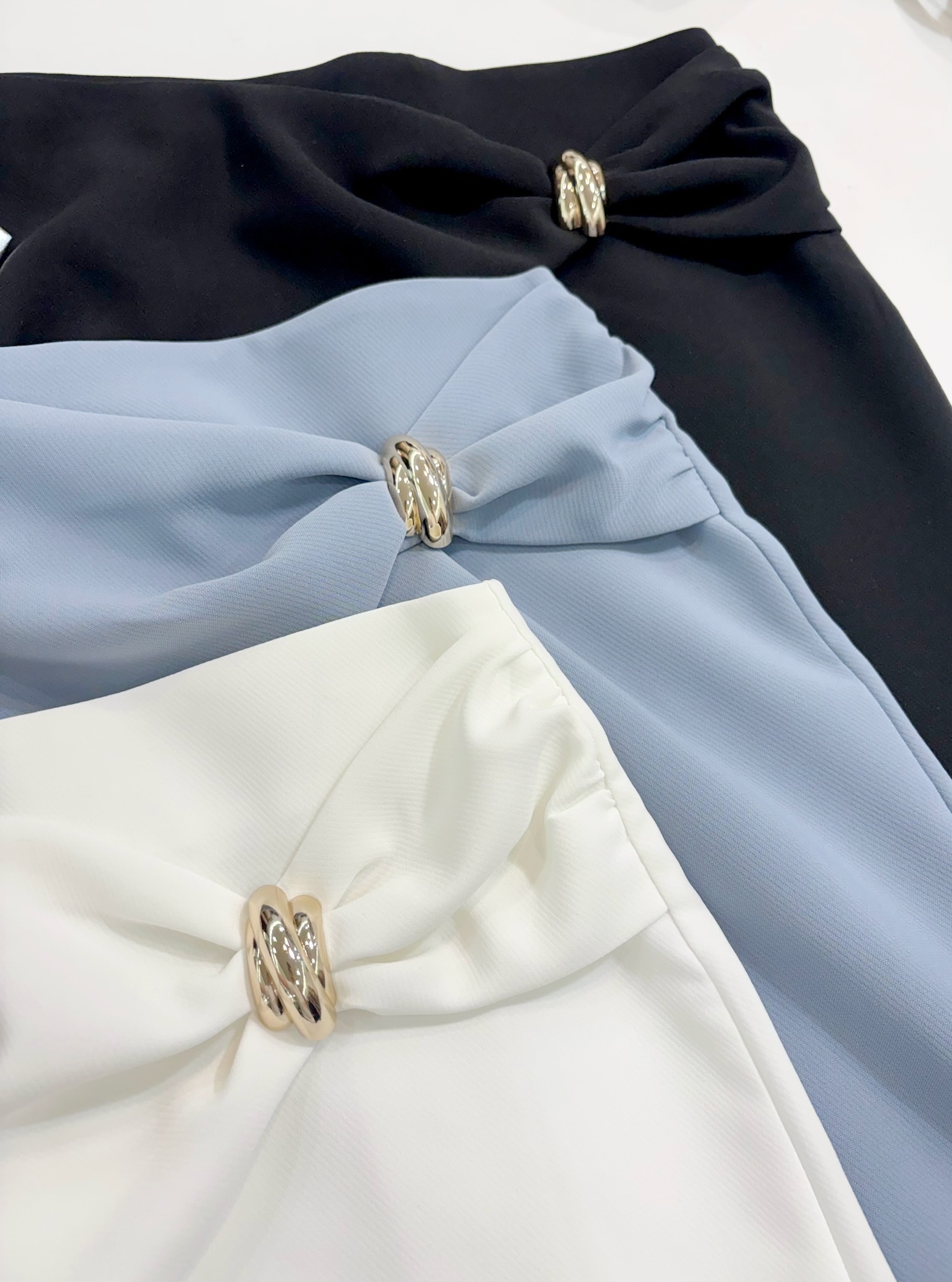 流線金屬側抓皺窄裙