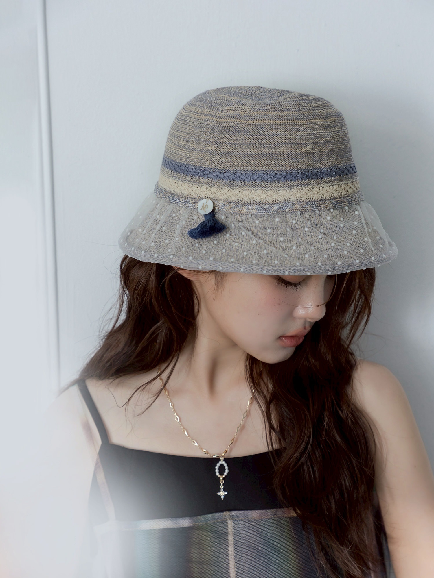 未接來電。MUCHAT手作透紗點點流蘇漁夫帽 (灰藍)