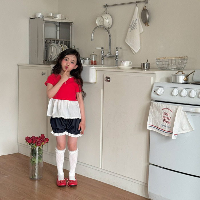 正韓夏NINIBELLO 四色米白滾邊花邊上衣