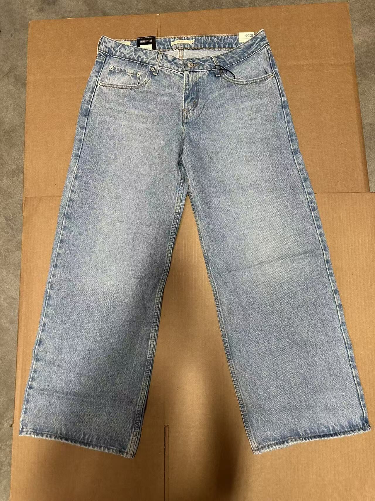 【預購】H040874 Levi's 寬版高腰闊腿牛仔褲