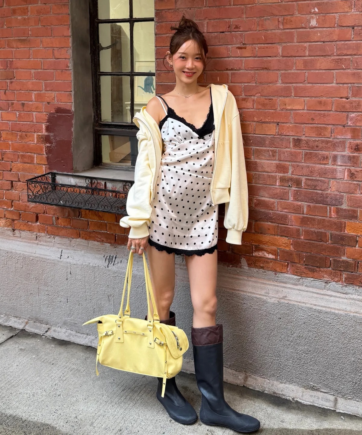 LETERIE X JELLABEE BELTED SERA BAG