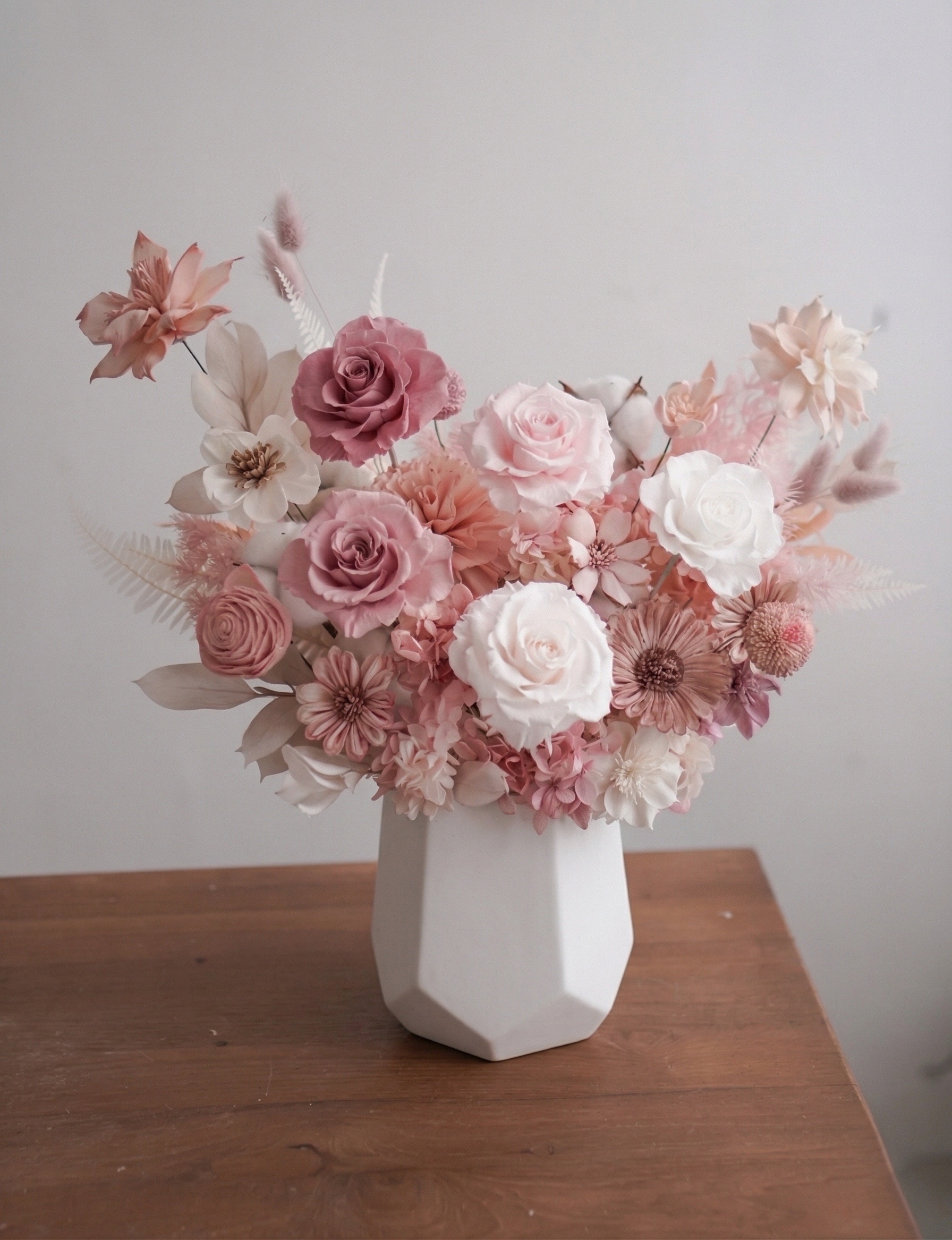 奢華復古奶茶羅馬洞石 永生盆花