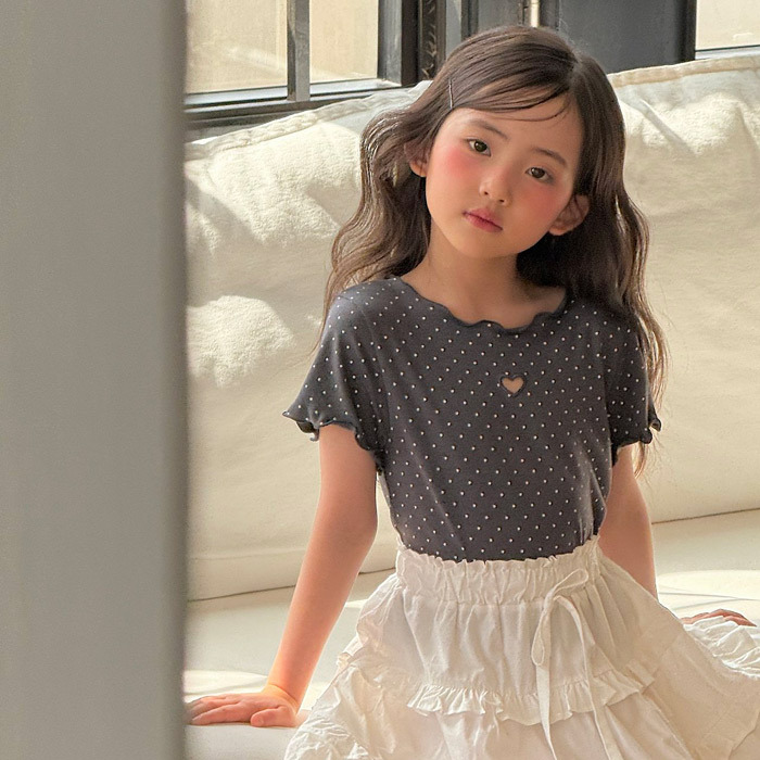 正韓夏NINIBELLO 五色鏤空愛心點點捲邊上衣