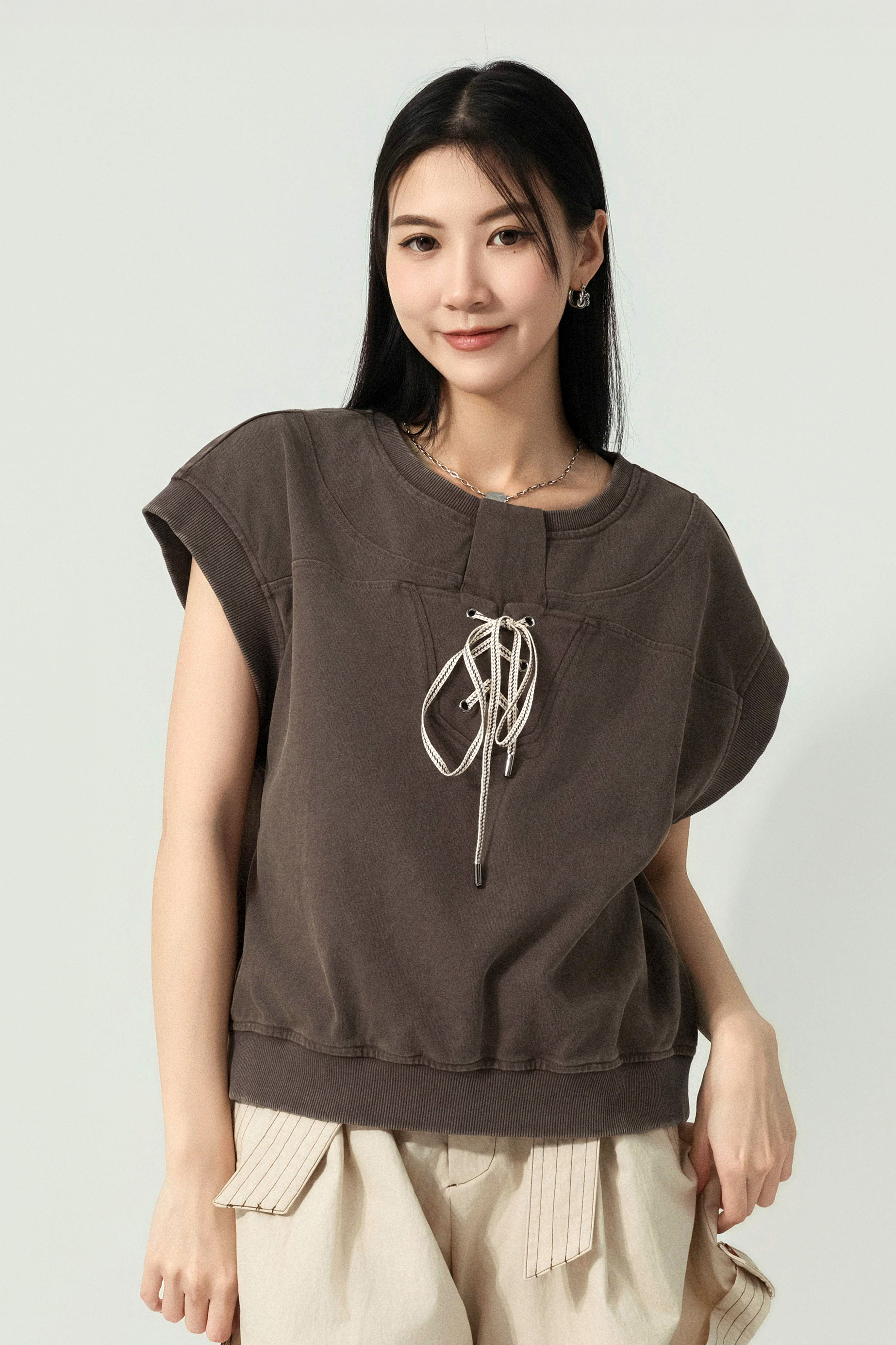 裝飾綁帶洗水衛衣上衣 (預購產品）