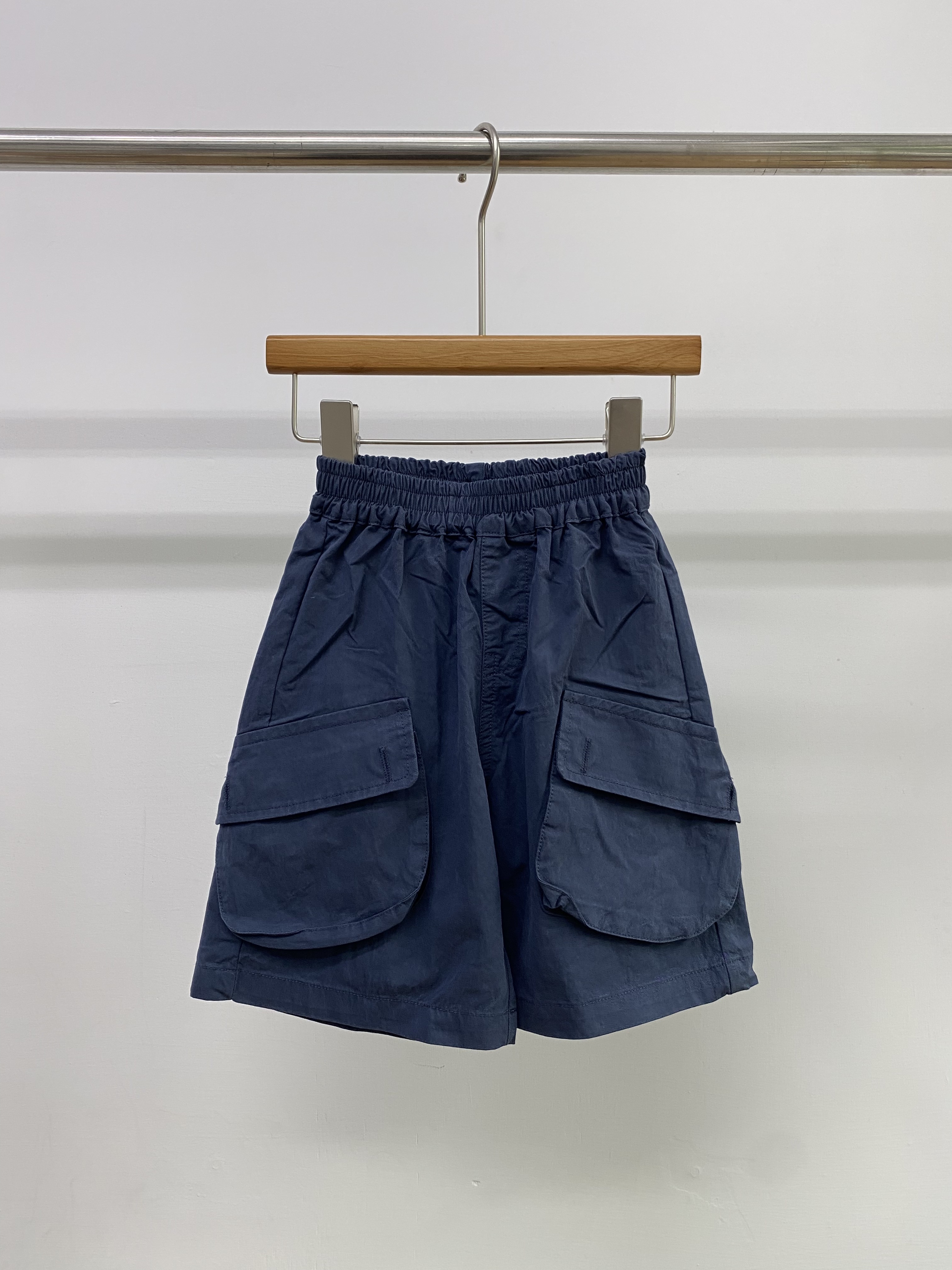 A04809兩側大口袋休閒褲