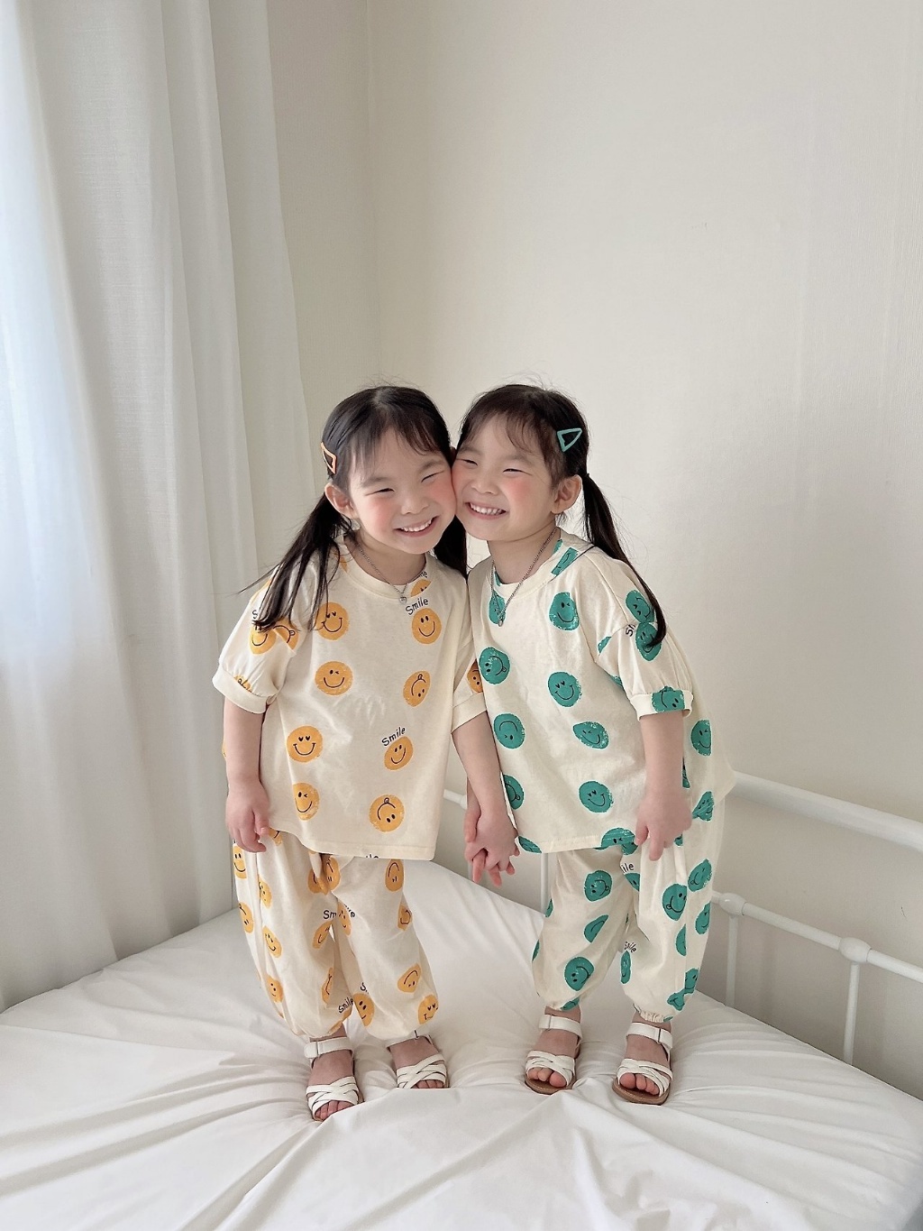 正韓夏MORAN 三色微笑套裝