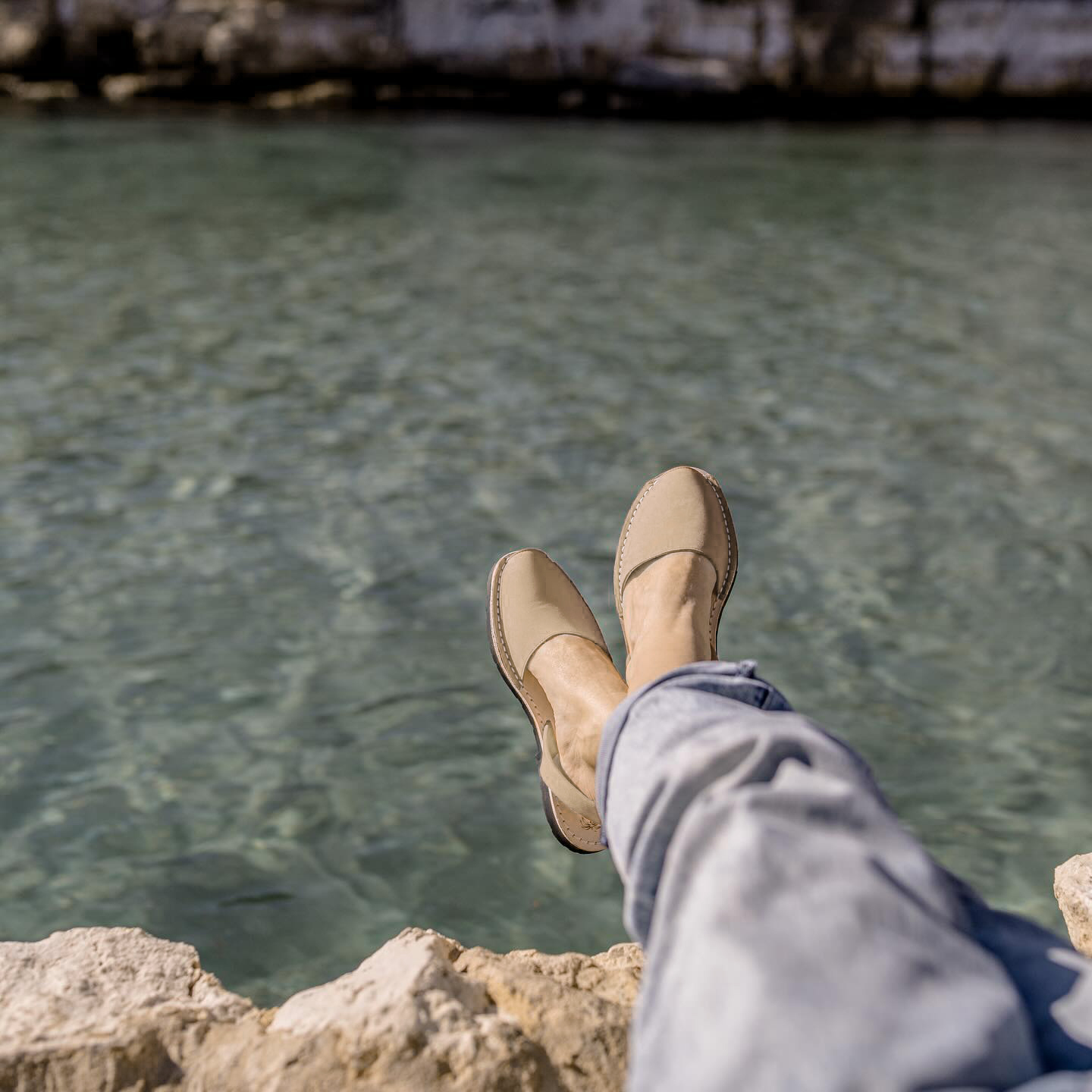 西班牙MIBO 夏日百搭質感手工涼鞋