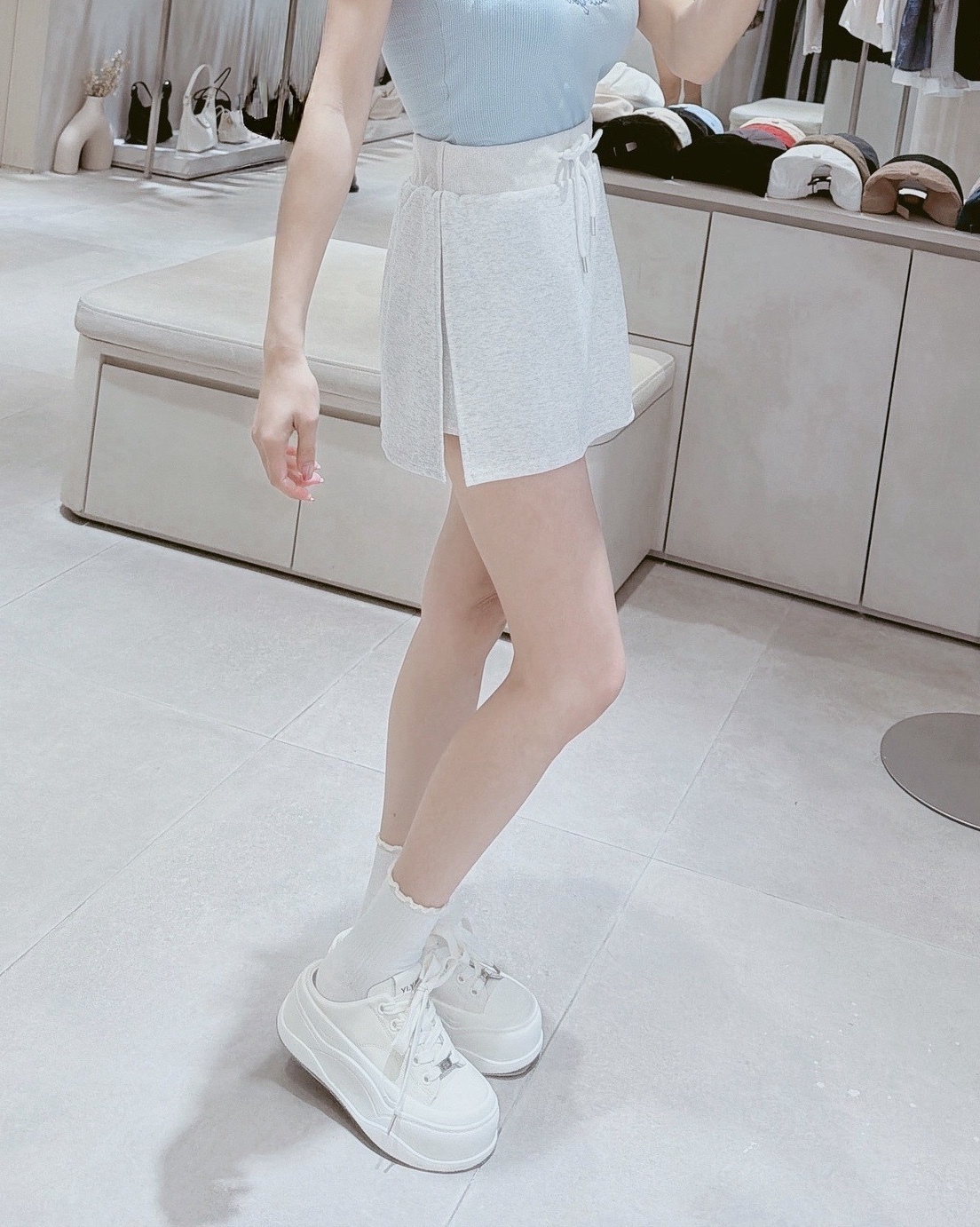 兩側開岔抽繩高腰褲裙