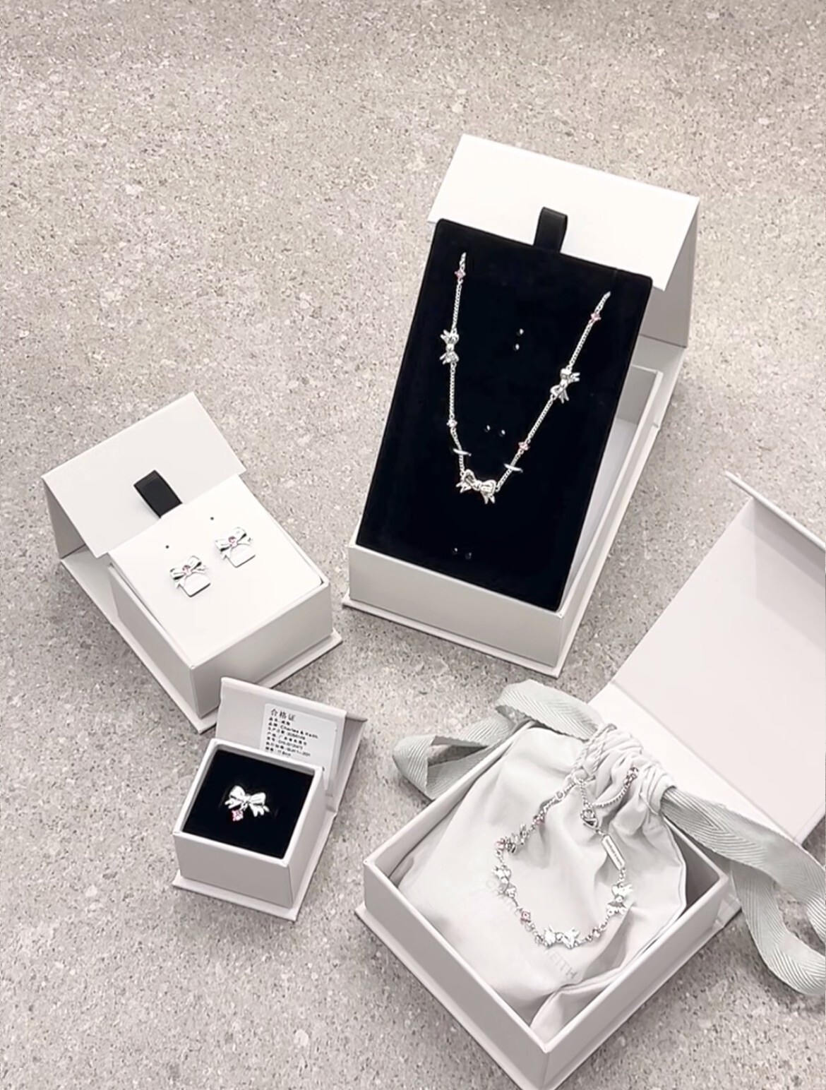 <2026最新款> CHARLES & KEITH 小ck 蝴蝶結 手鍊