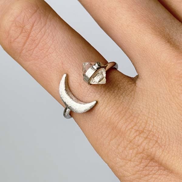 紐約赫基蒙閃靈鑽戒指