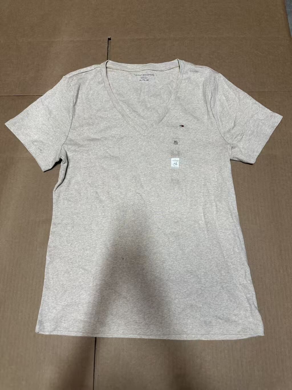 【預購】H040897 Tommy Hilfiger 經典 V 領小旗標女裝短袖 T-shirt