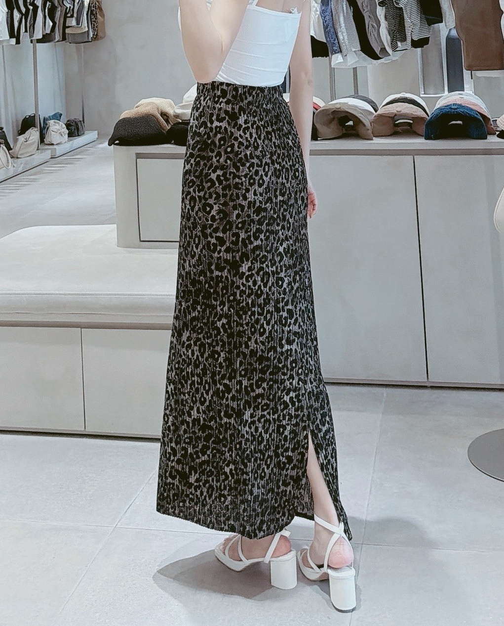 鬆緊整件壓摺豹紋直筒長裙