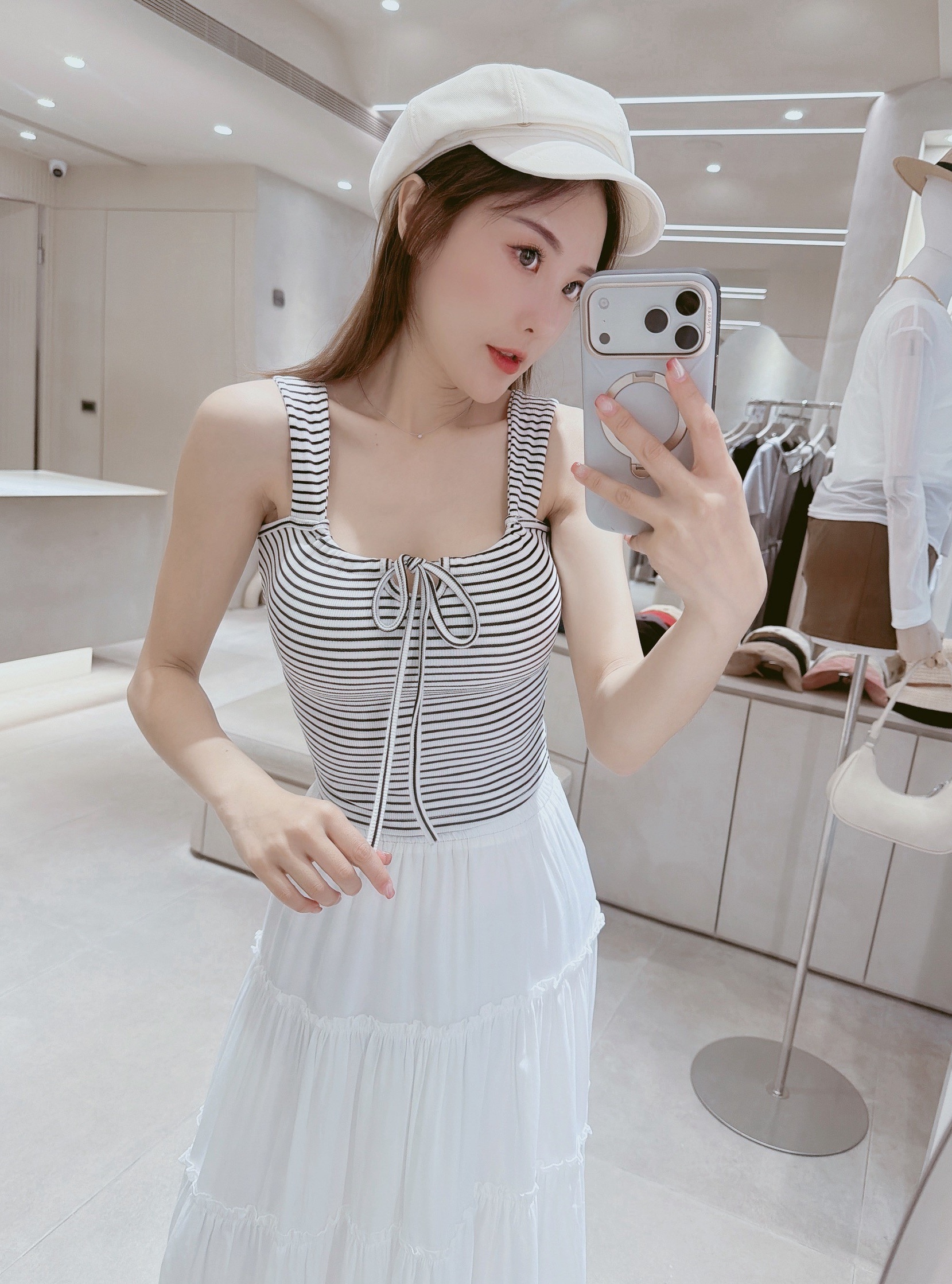 前綁抽繩寬肩帶罩杯背心