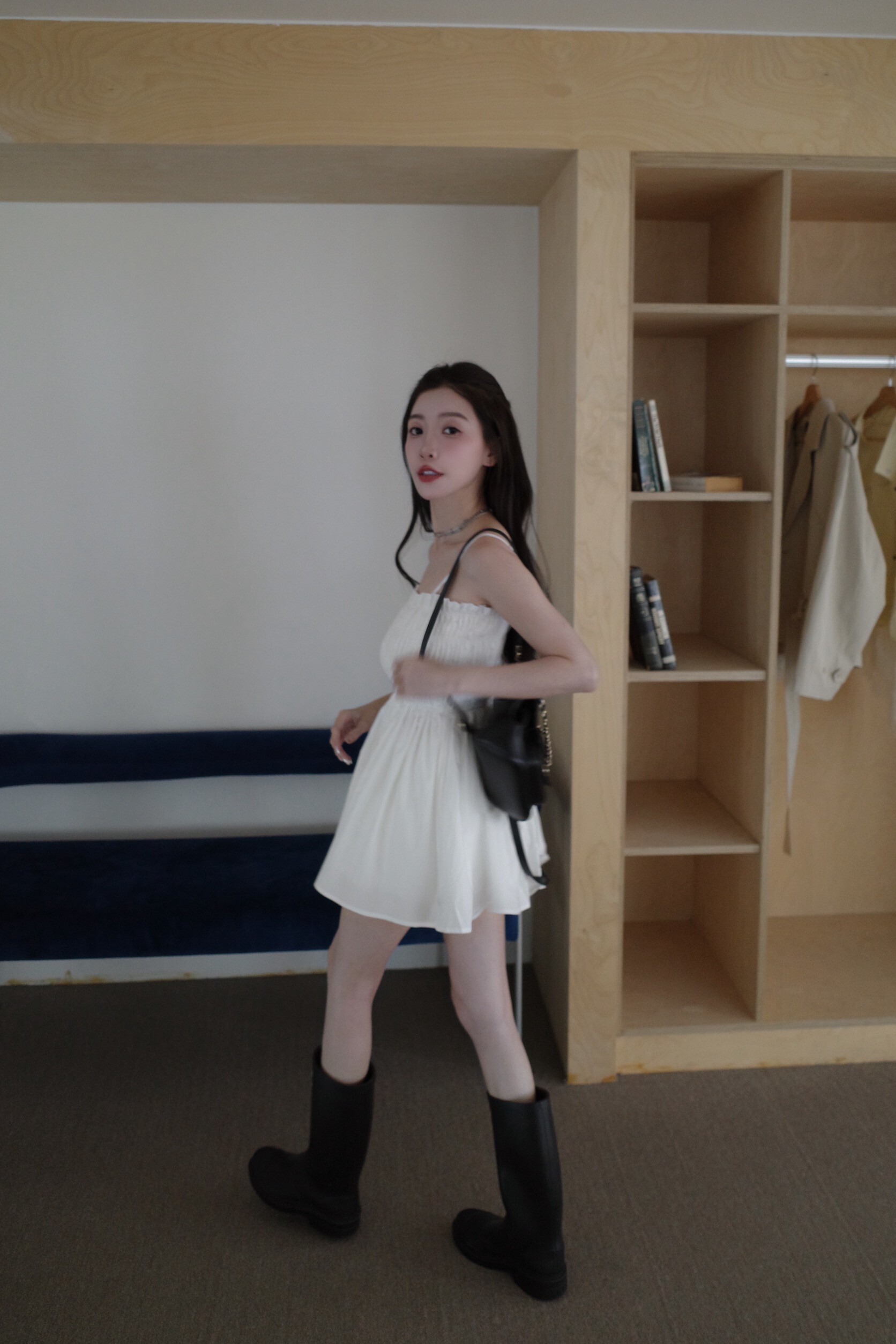 (預購)#AN09 長版皺皺平口上衣(白/黑/綠/橘)