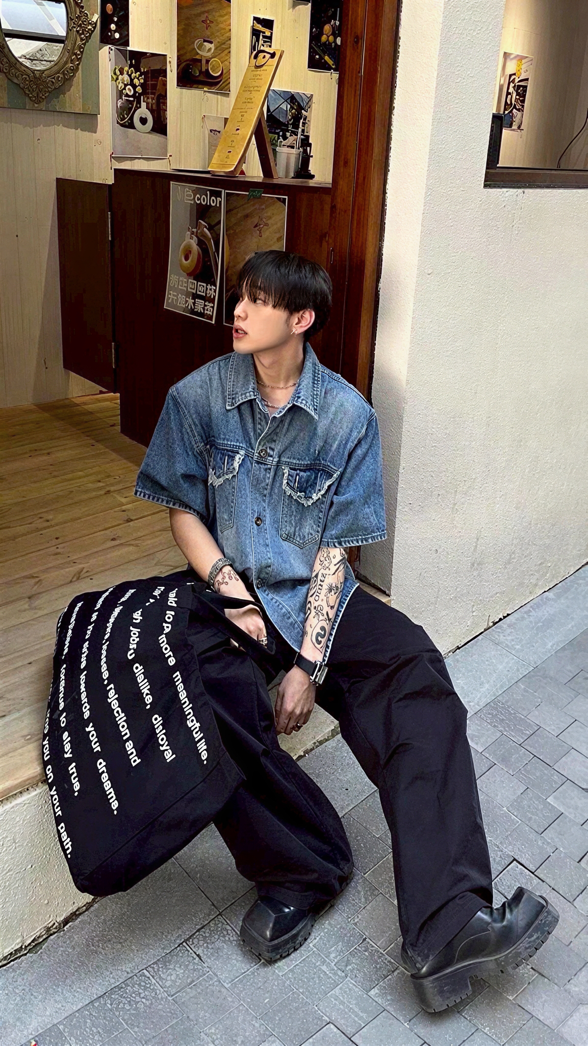 抽鬚 刷白 口袋 寬短 短袖 牛仔 襯衫