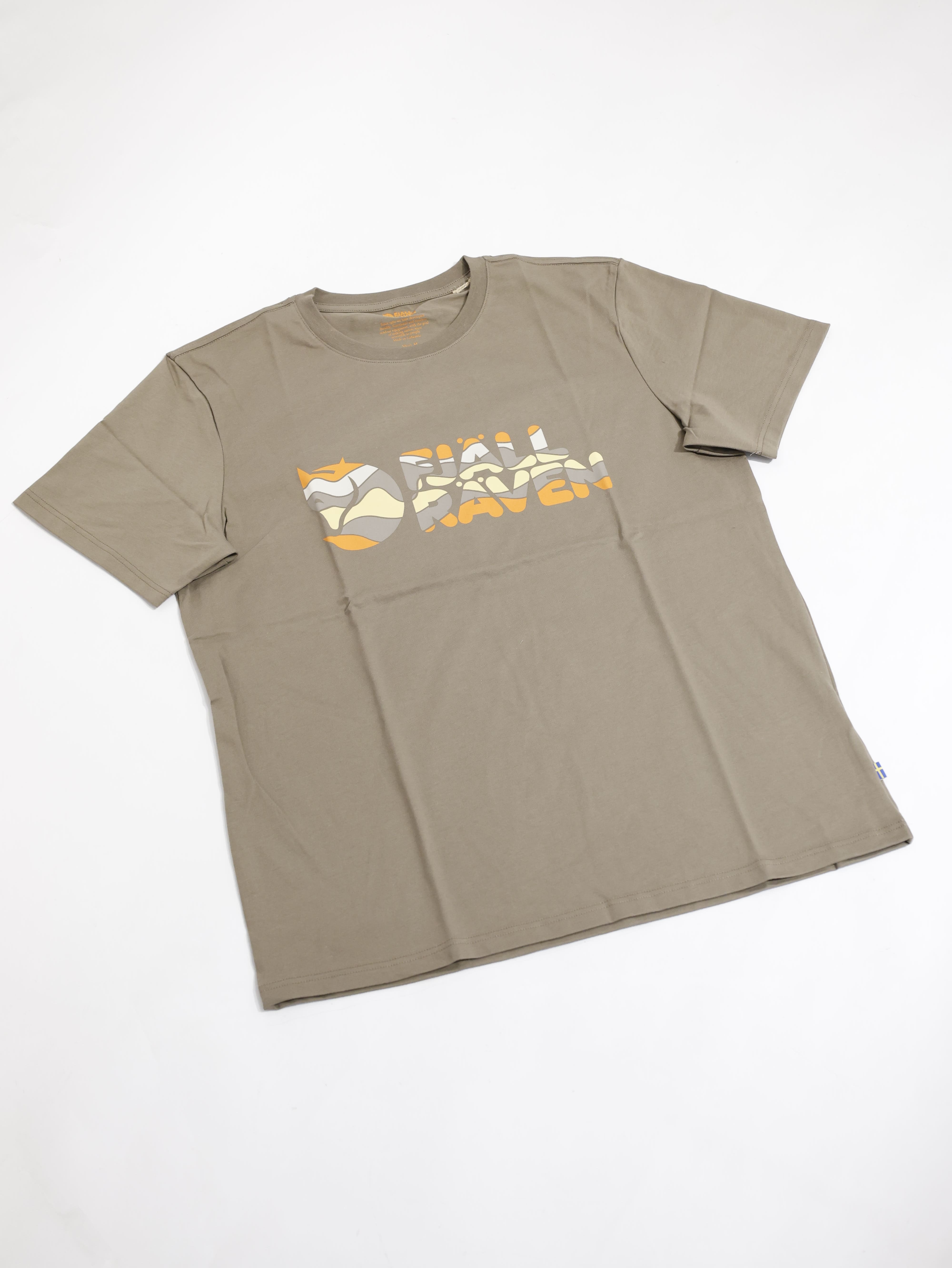 FJALLRAVEN 小狐狸 男 Multicolor Logo T恤 FR12600268