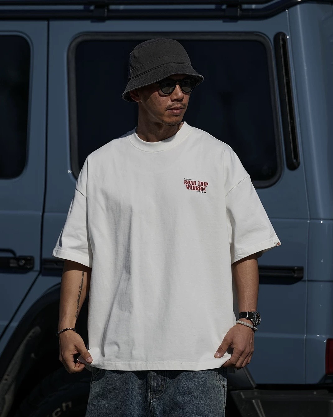 #預購 Broshood 26SS 日系寬鬆 經典汽車系列 “大G”印花 圓領短踢 兩色