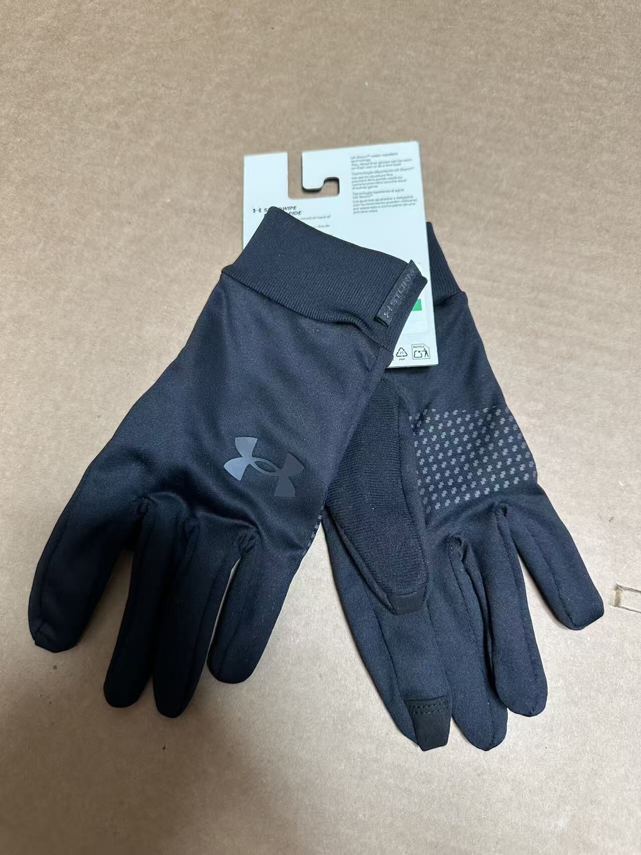 【預購】H0408111 Under Armour Storm 系列防潑水觸控運動手套