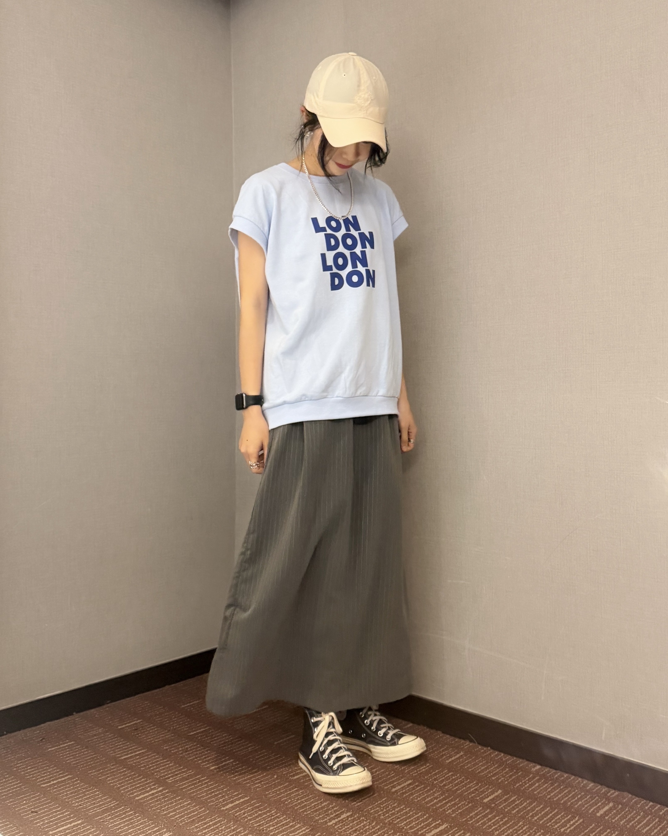 4月新品♥簡約字母背心