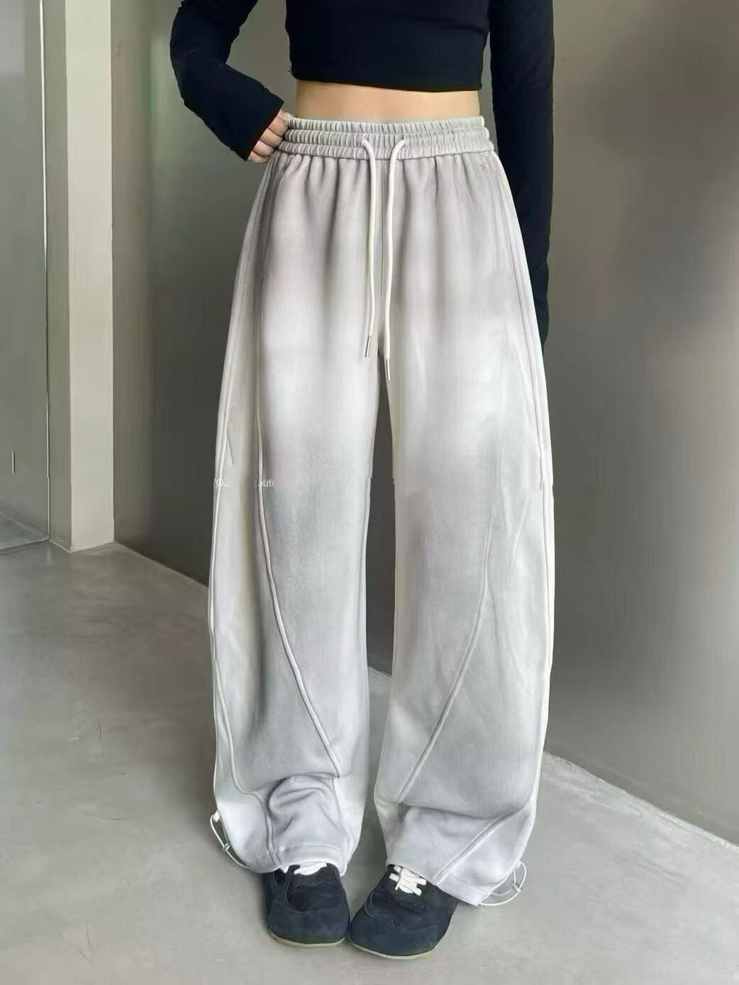 渲染彎刀車線棉質縮口褲