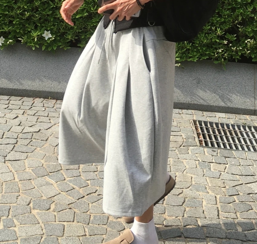 韓國 雙褶 垂墜 闊腿 寬鬆 短褲 七分褲 兩色