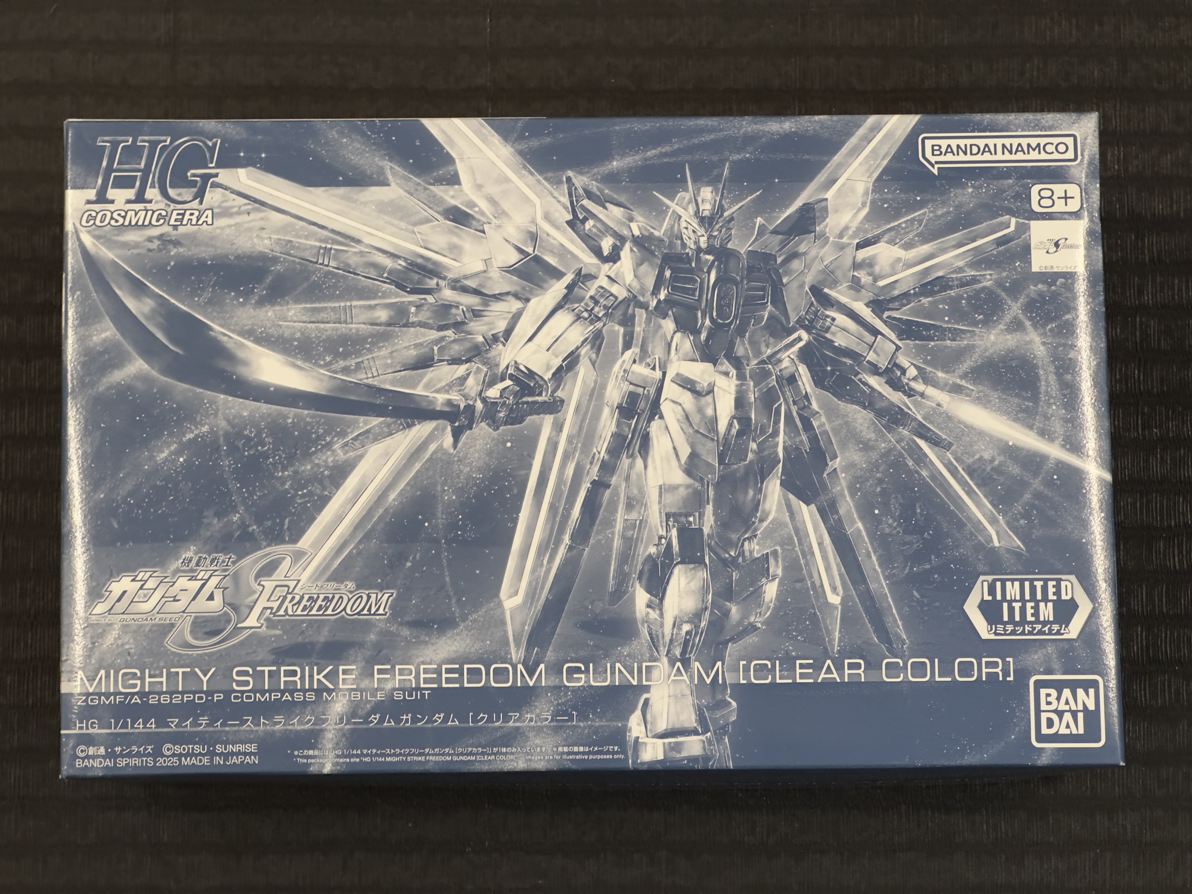 HG 1/144 突擊自由高達極 [透明彩色]