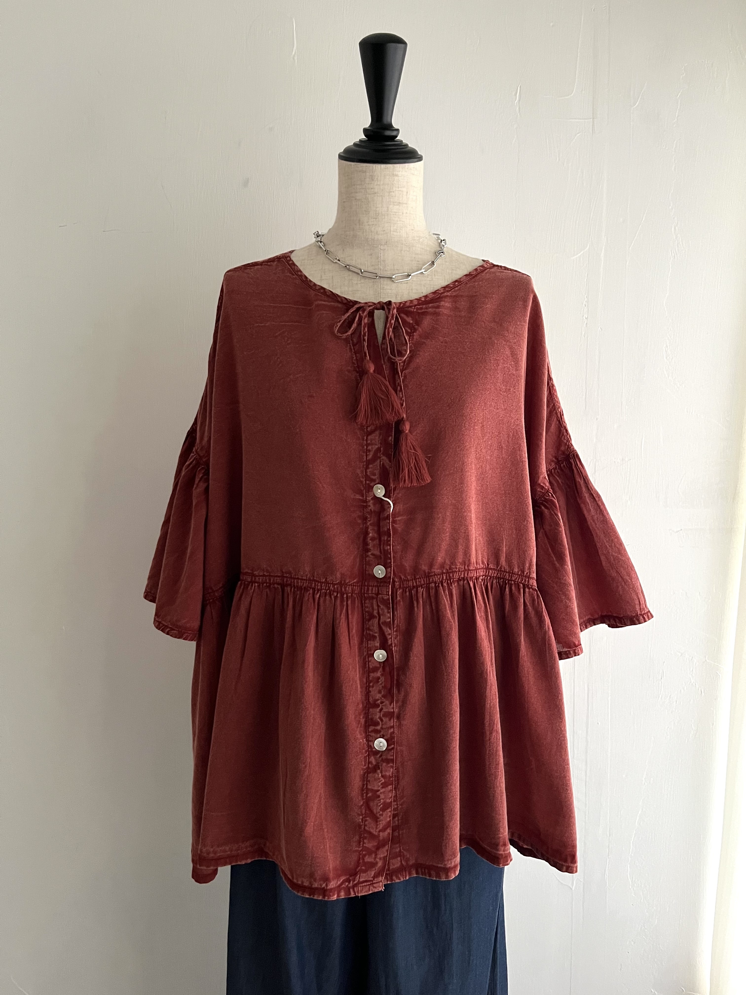 CUBE SUGAR啡紅色洗水布圓領top2way