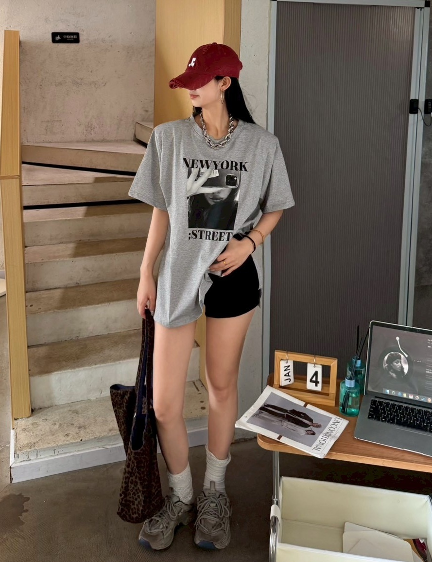 手機人像NEWYORK側開岔棉質衣