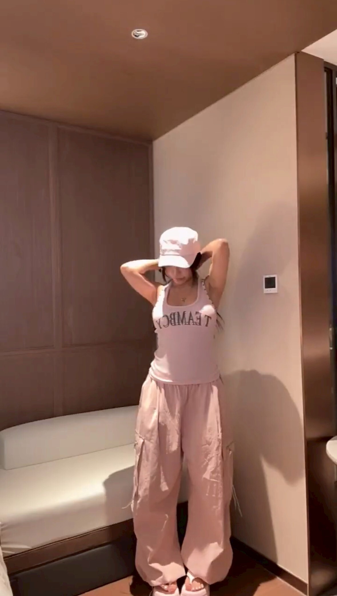 【Apr.08】出口韓單* 人手必入!春夏款抽繩大口袋工裝褲