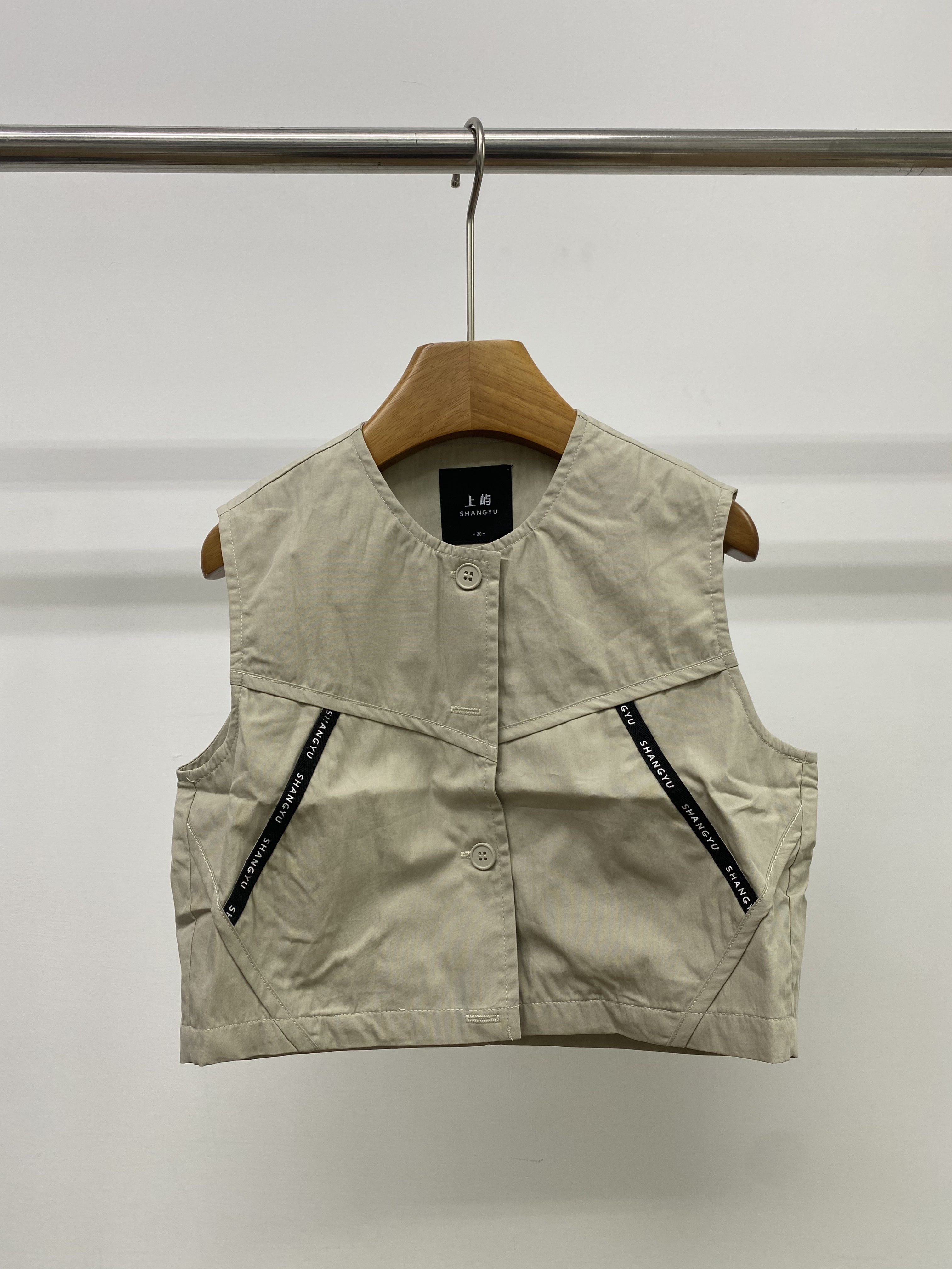 A04824設計師品牌logo造型背心