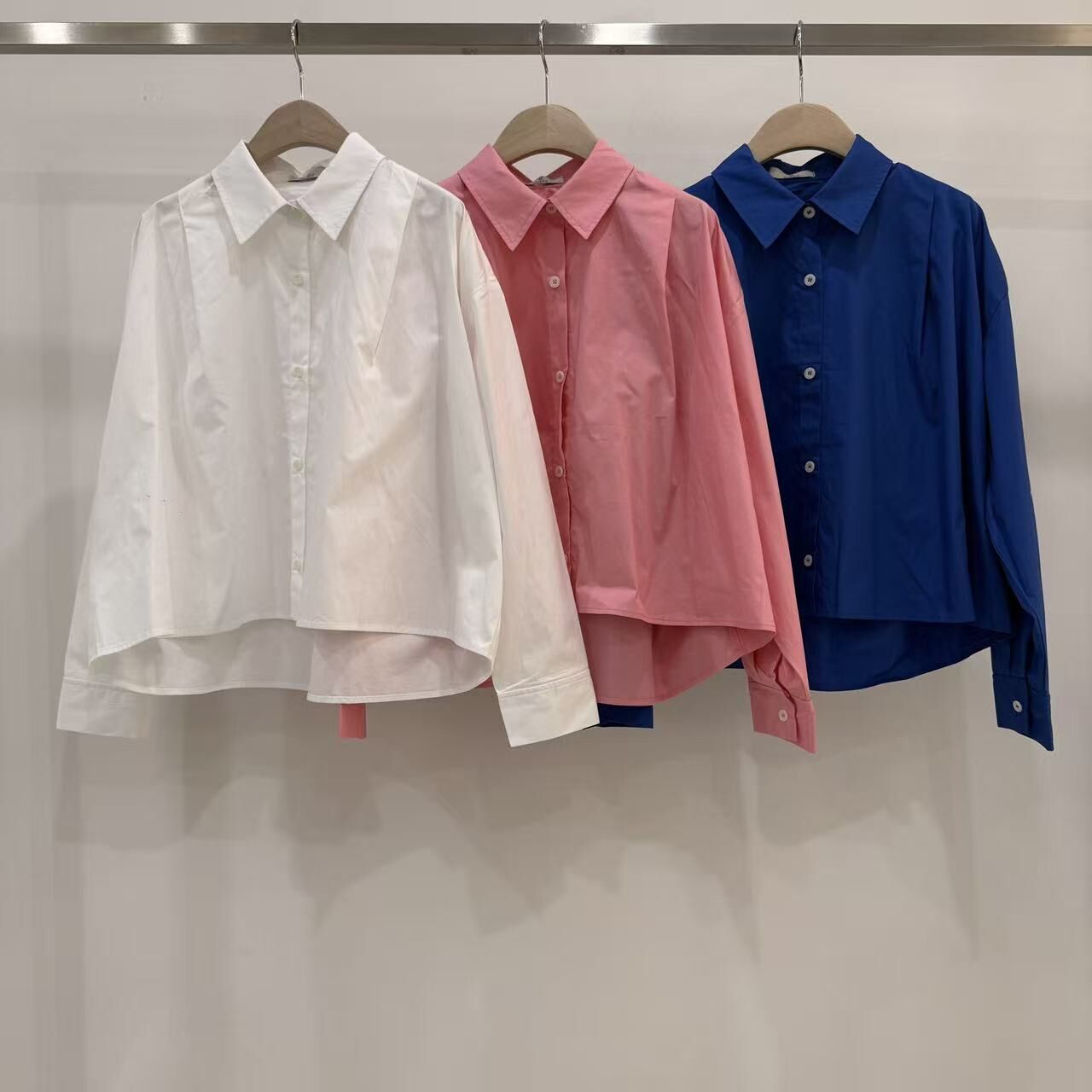 MB6008 壓褶肩前短後長襯衫