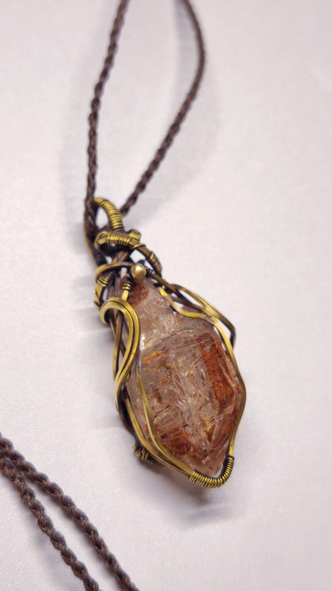 0410GGB34-CRYSTALGG- 許願石紅泥油膽閃靈鑽 只有一件（連頸繩） 原價$2,180 **卓娜價$1,280** (B34)