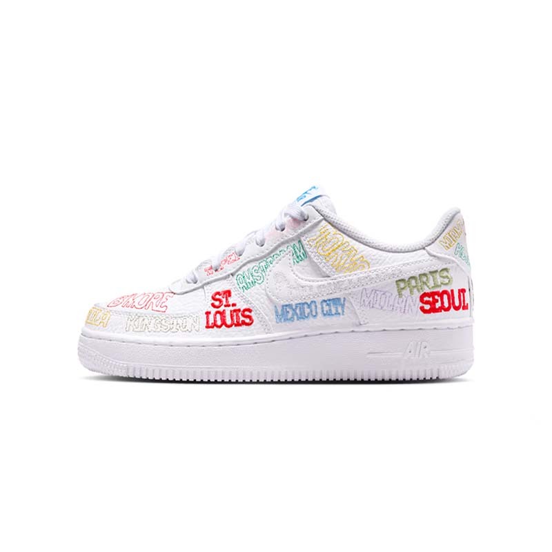 Nike Air Force 1 Low "On Tour" GS 休閒鞋 電繡 白色 大童 女鞋 IO9739-100 [台灣現貨]