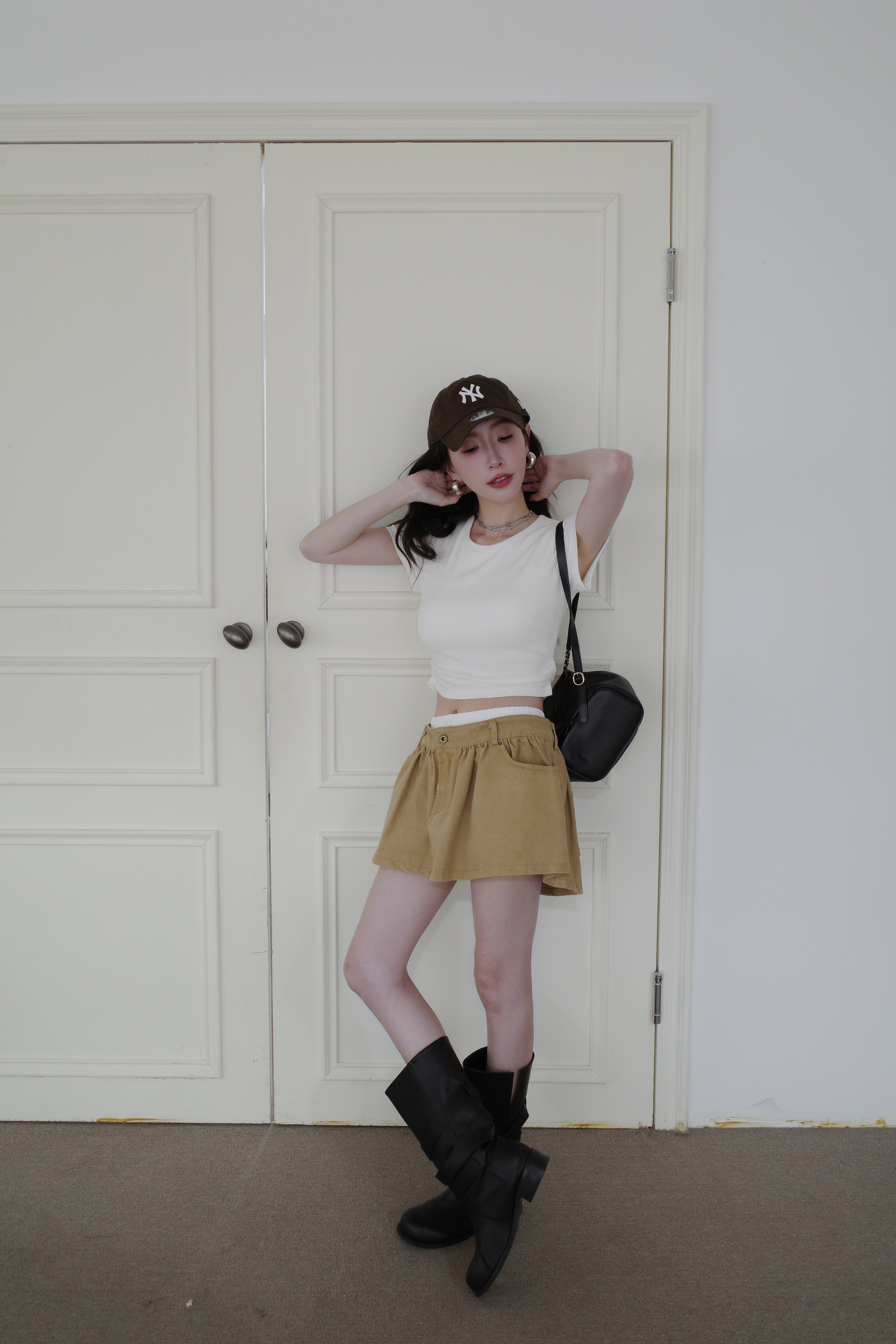 (預購)#AN50 圓領短版彈力bratop(白/黑/灰/淺卡)