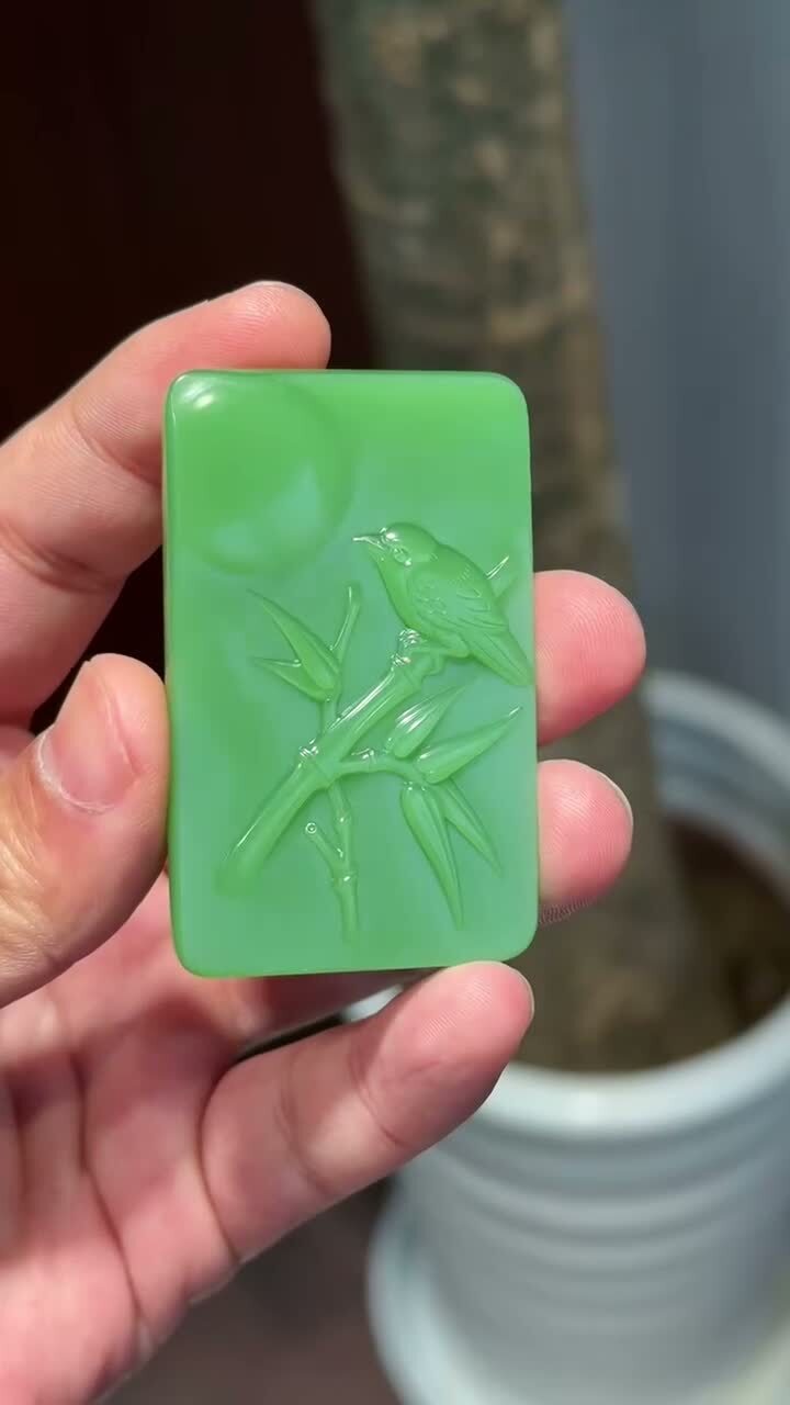 325731 和田玉掛件