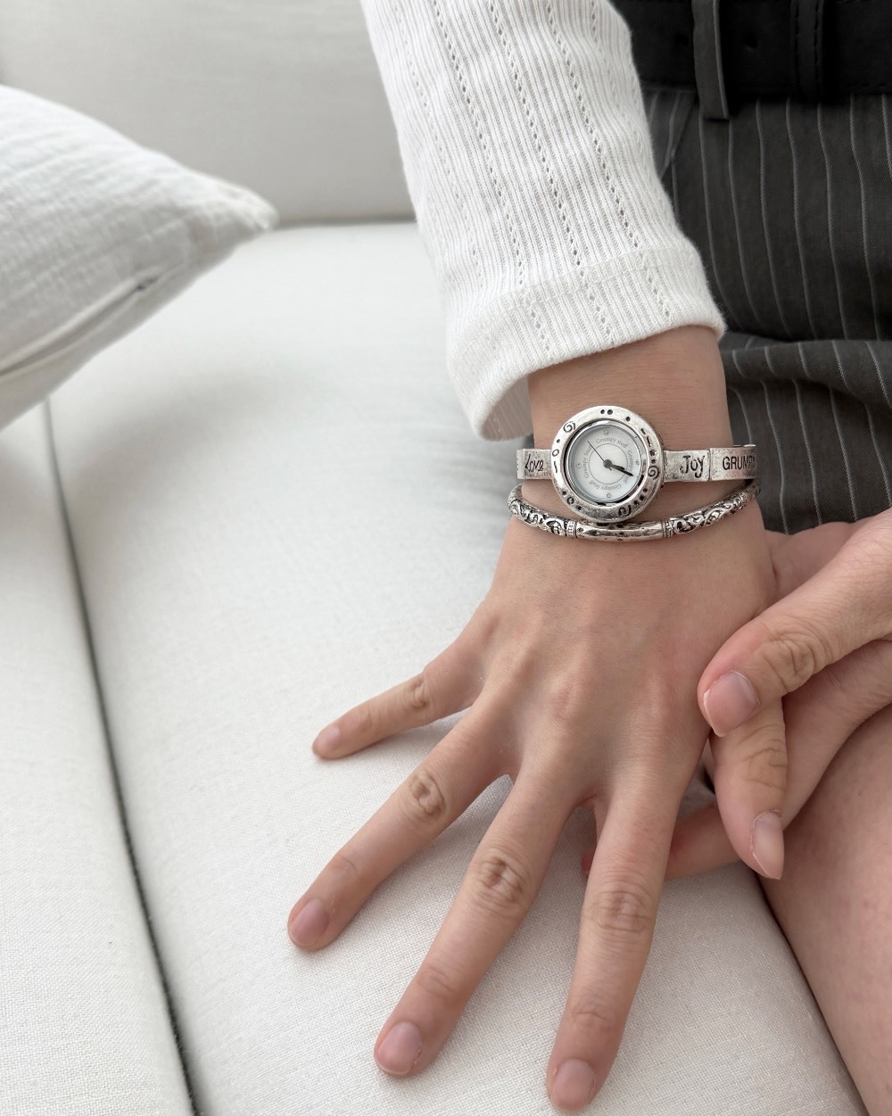 【韓國連線】GRUMPY SHABBY SPIRIAL LETTER WATCH 字母手錶 銀色 GMSSLW