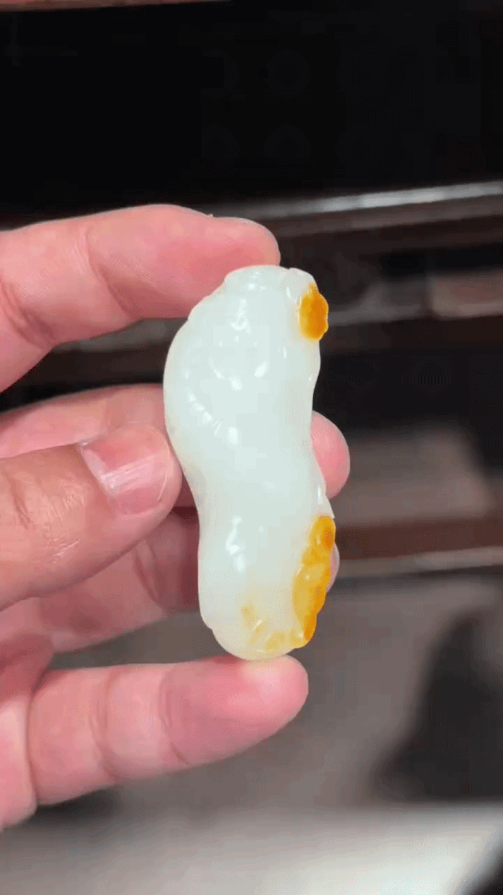 325732 和田玉財神