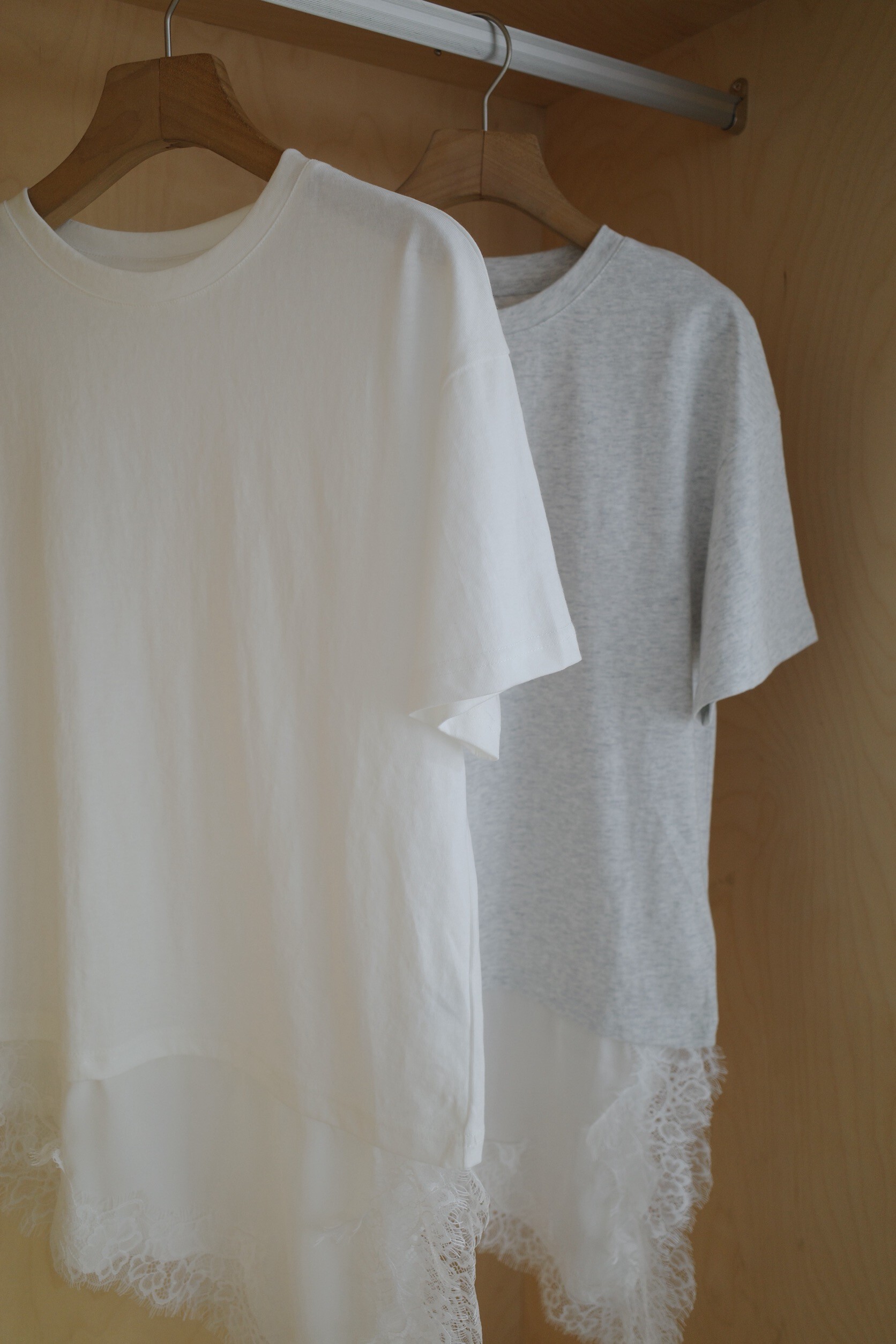 (預購)#AN76 拼接蕾絲上衣(白/淺灰)