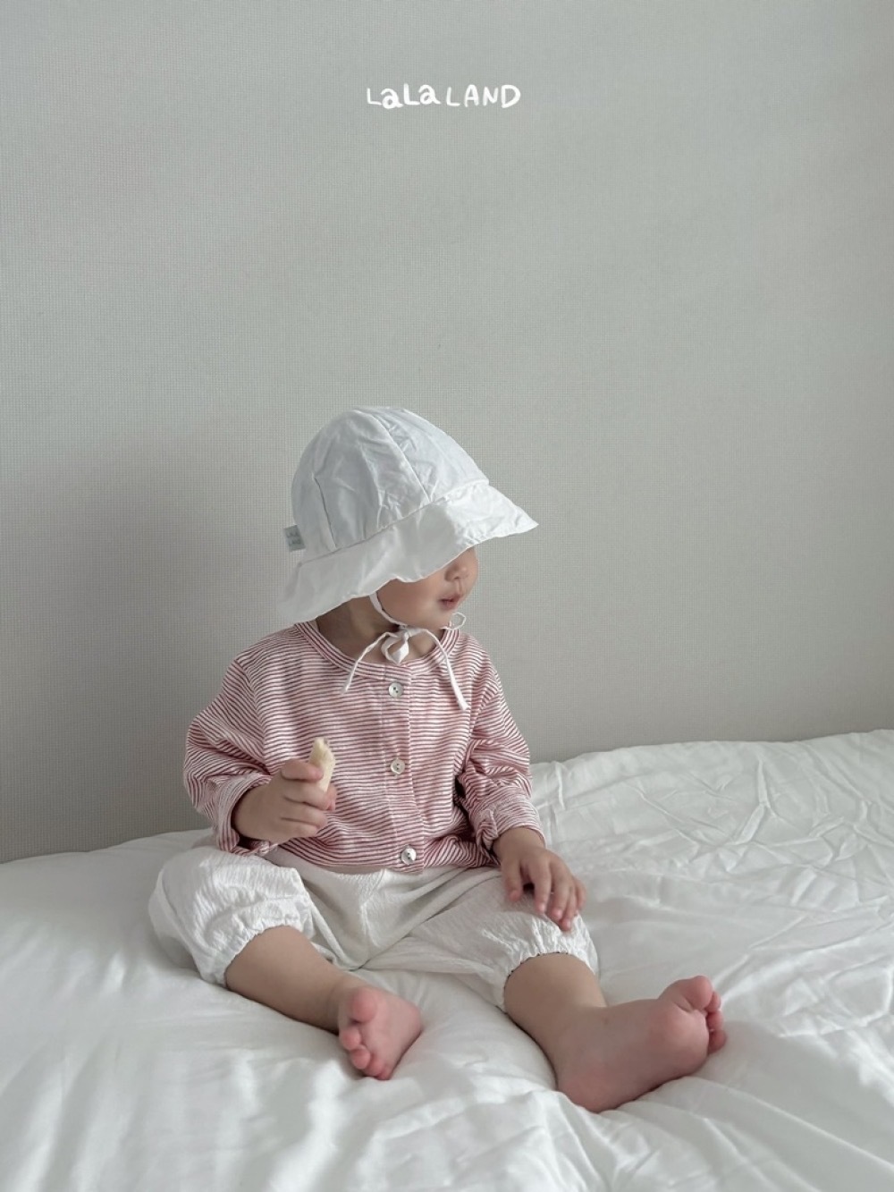 Lala land 輕薄開衫小外套 / 2色 (Bebe)