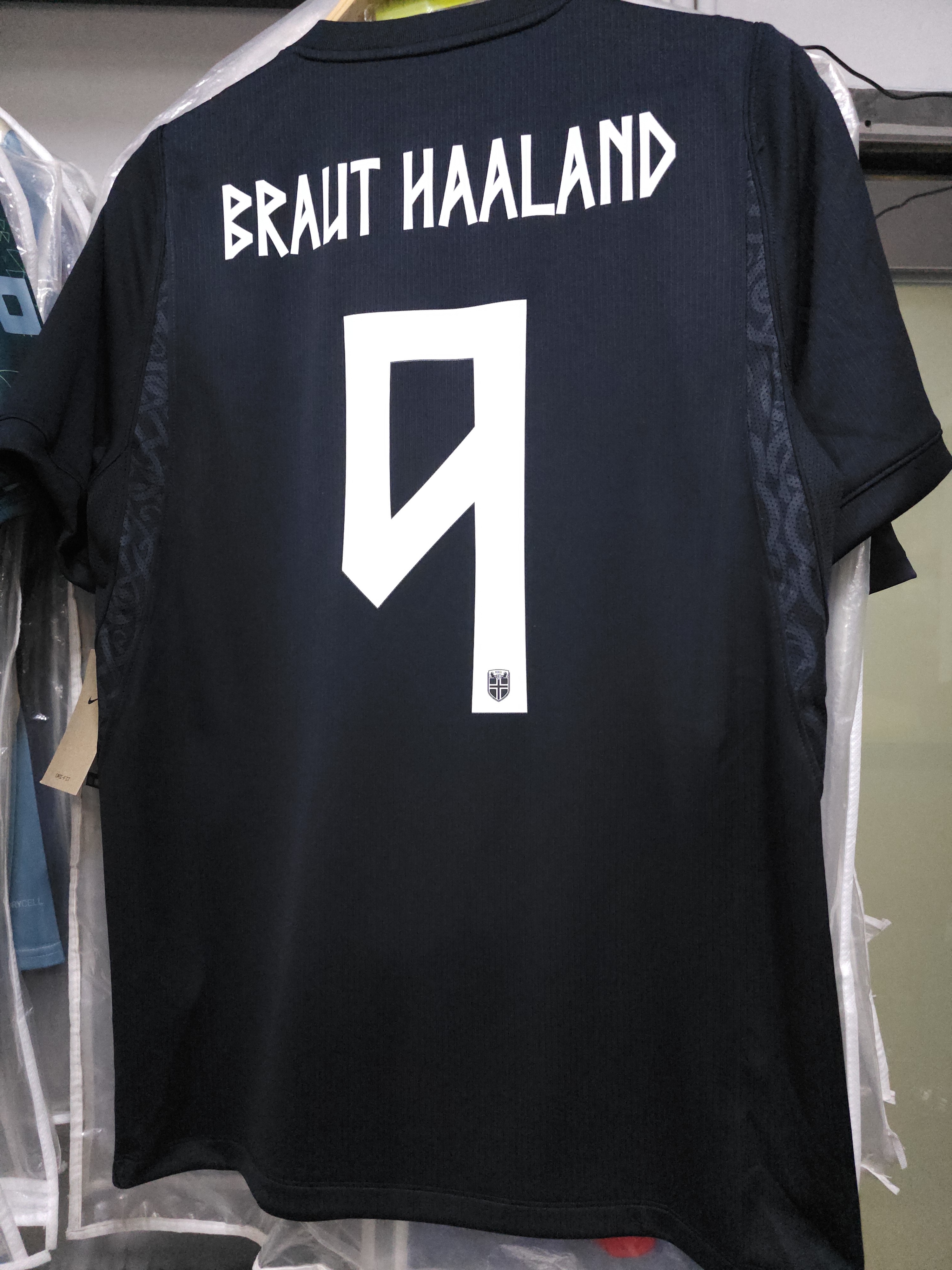 2026世界杯挪威國家隊作客夏蘭特／奧迪加特球迷版球衣