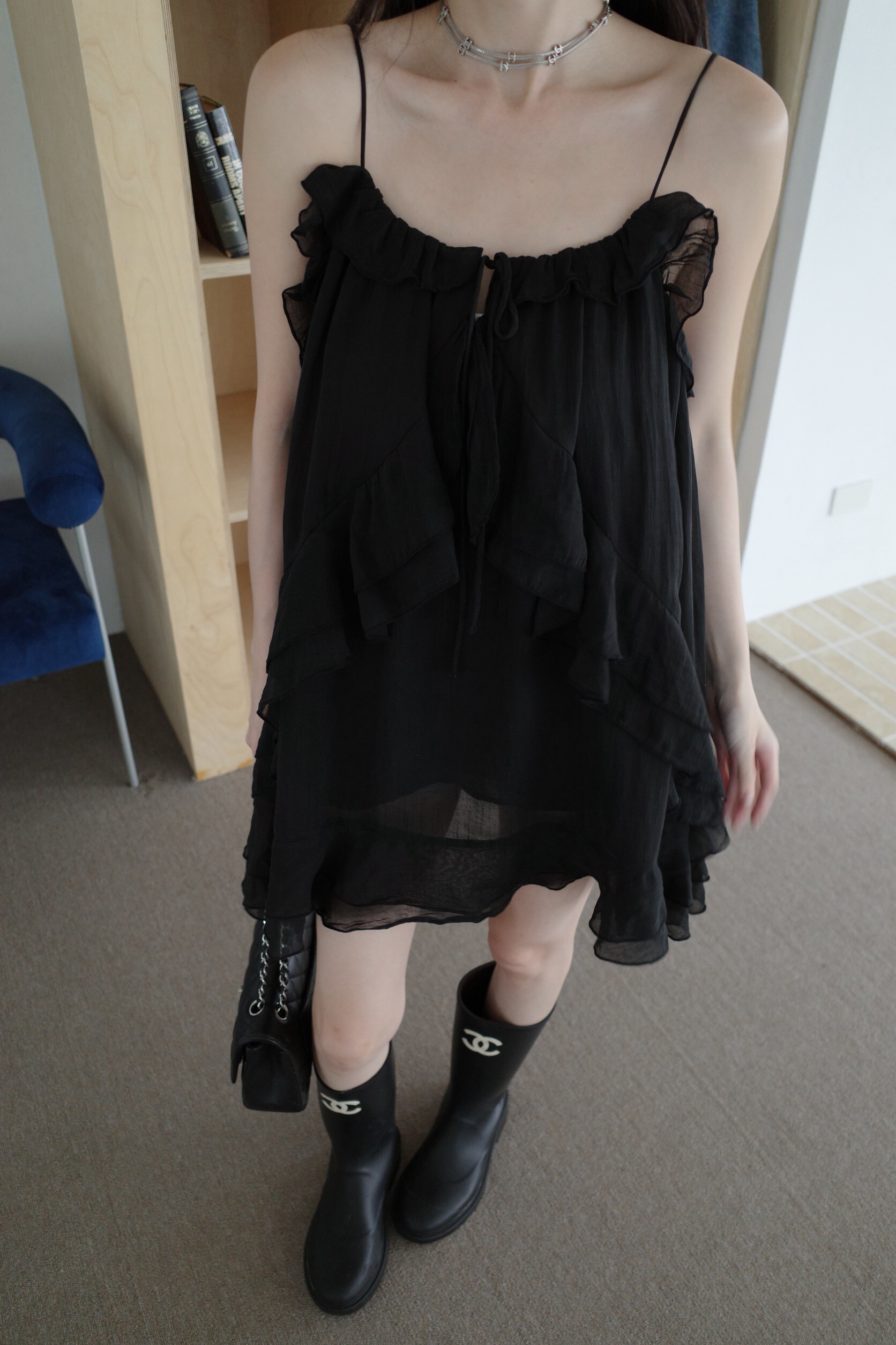 (預購)#AN67 細肩荷葉洋裝(黑/綠/杏)