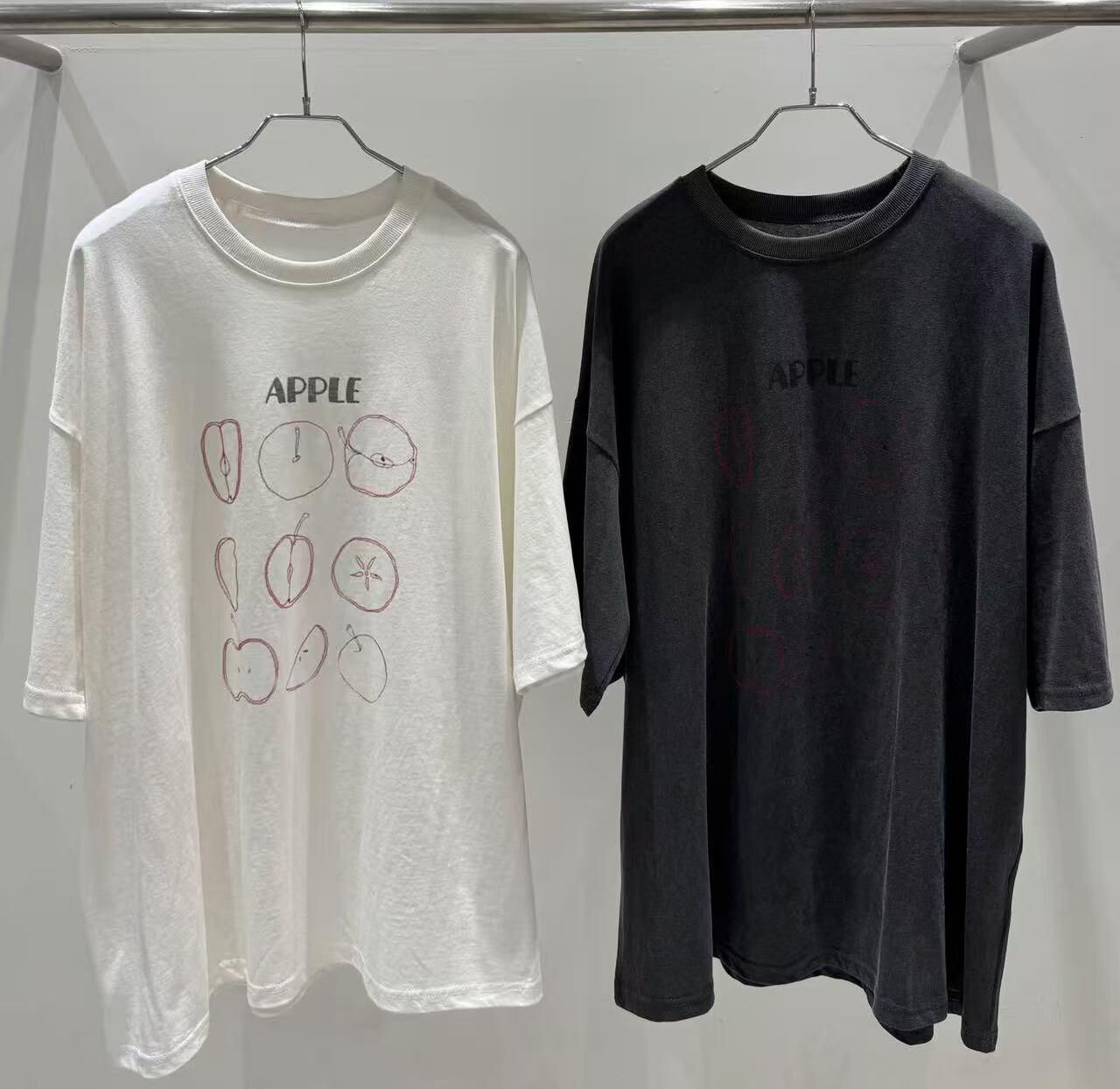 BL6015 蘋果圖案造舊短袖Tee