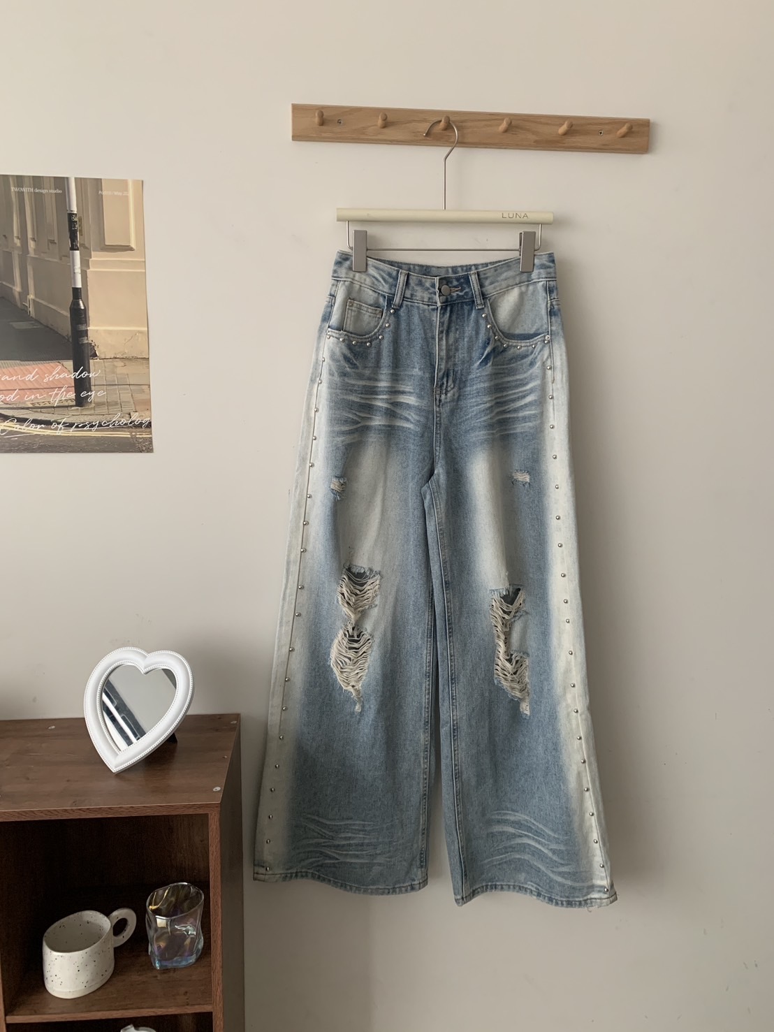 B182帥氣設計感卯釘刷破長褲