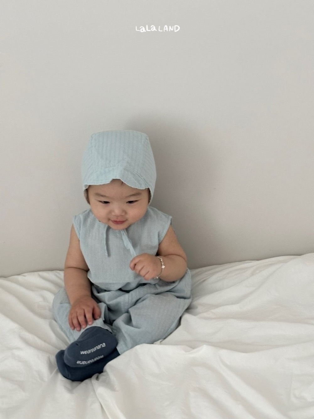 Lala land 寬鬆背心 / 2色 (Bebe)